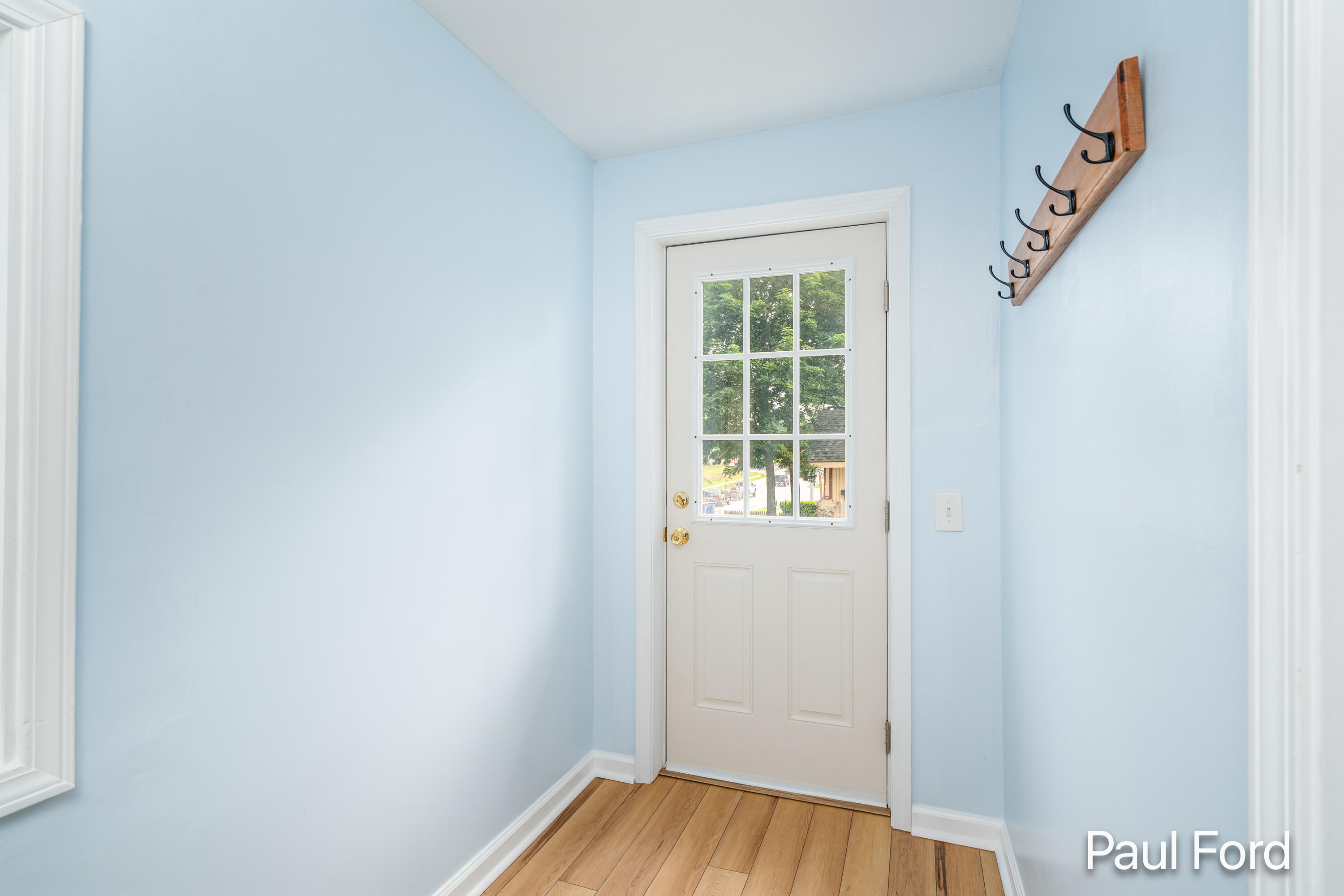 924 Hall Street SE Grand Rapids MI 49507