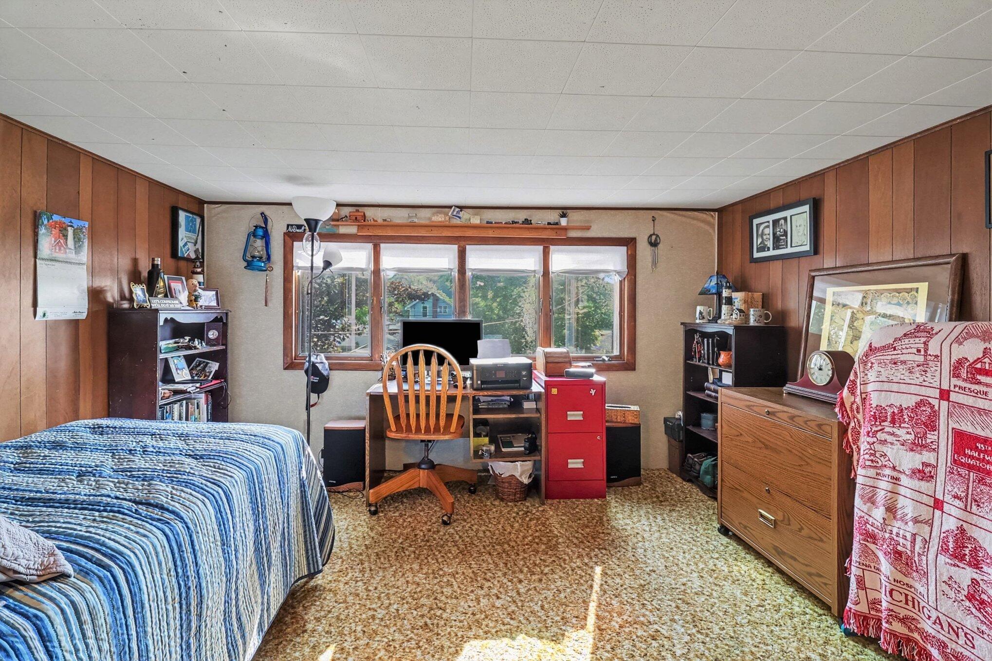 408 N Lewis Street Ludington MI 49431
