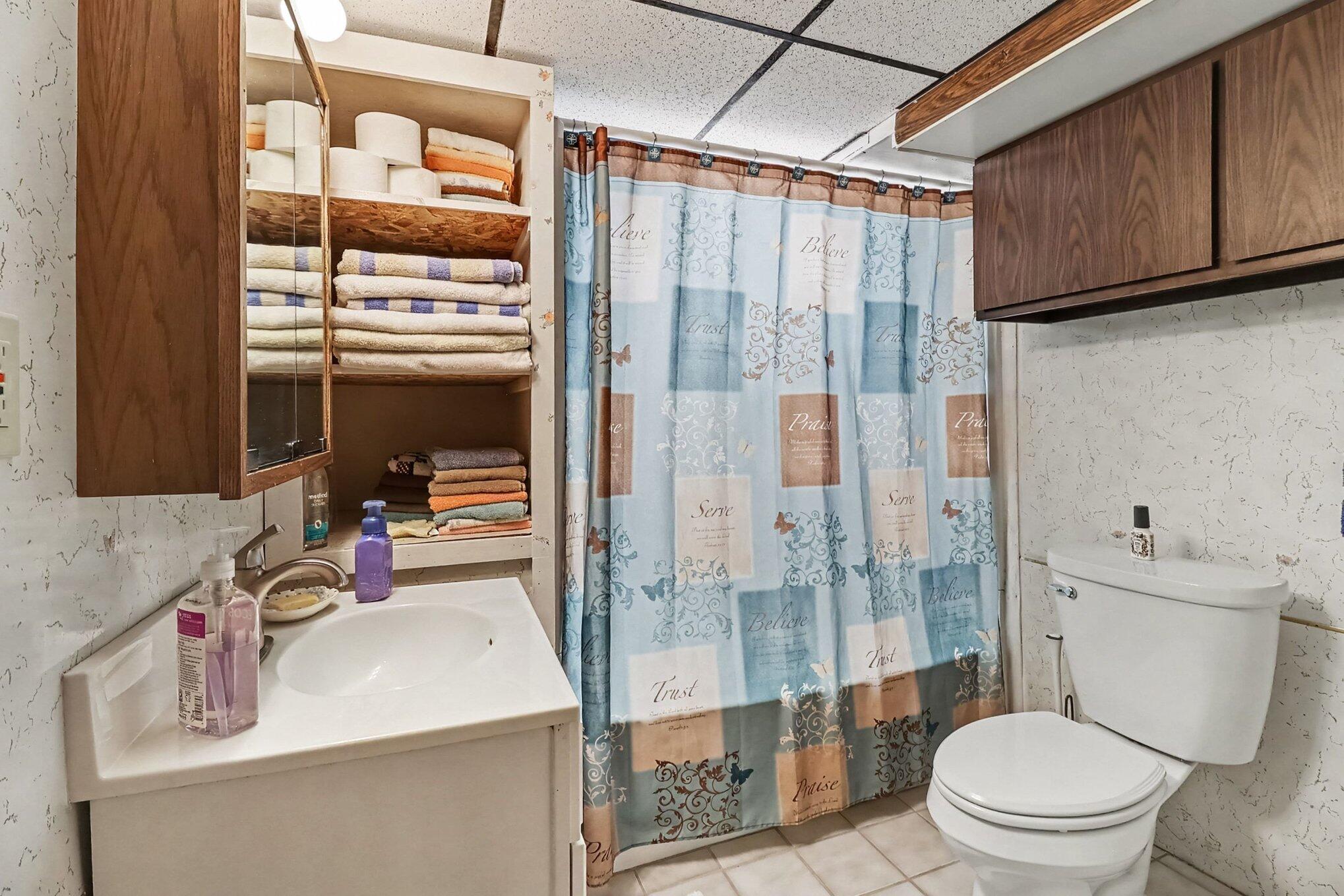 408 N Lewis Street Ludington MI 49431
