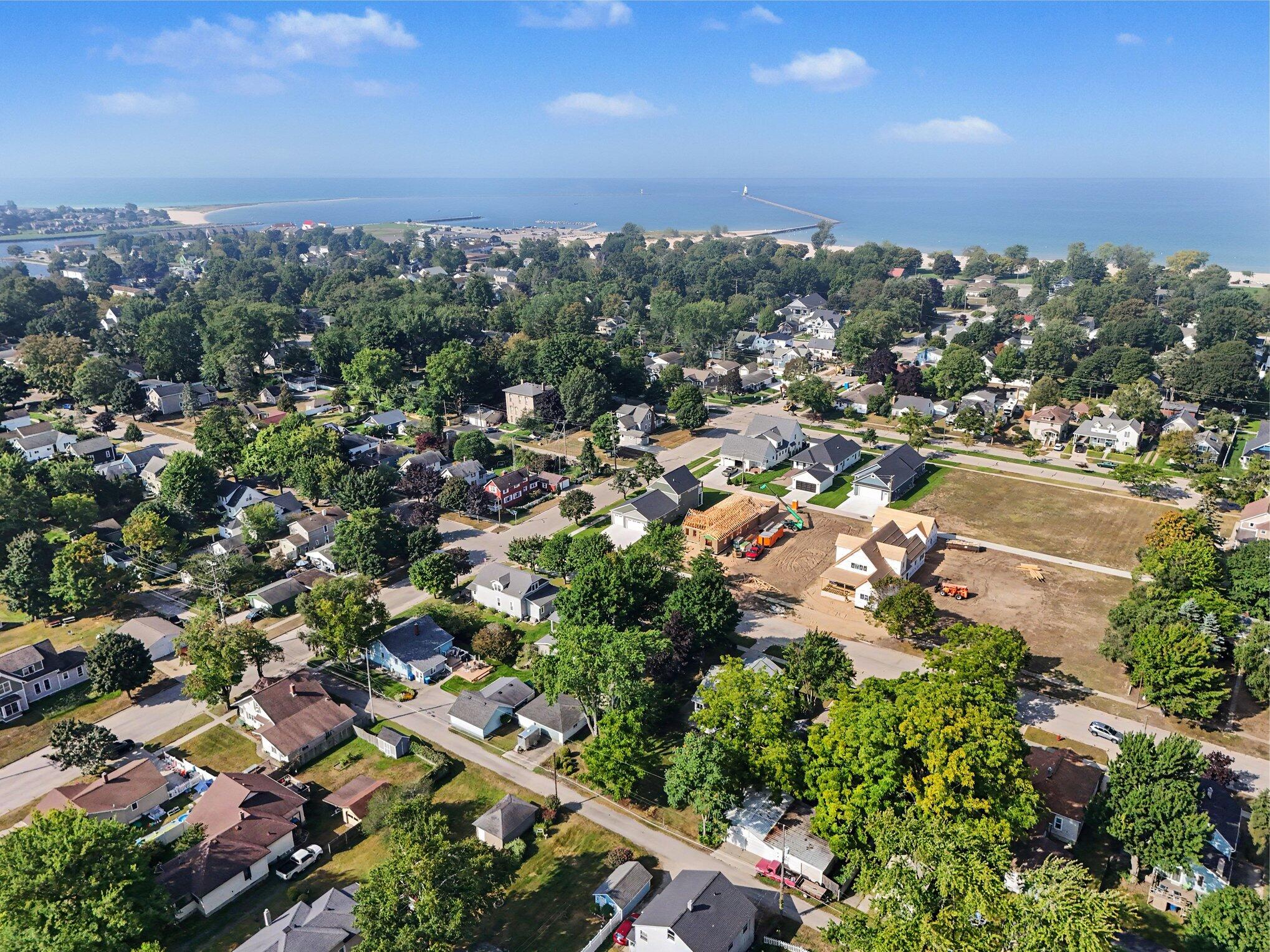 408 N Lewis Street Ludington MI 49431