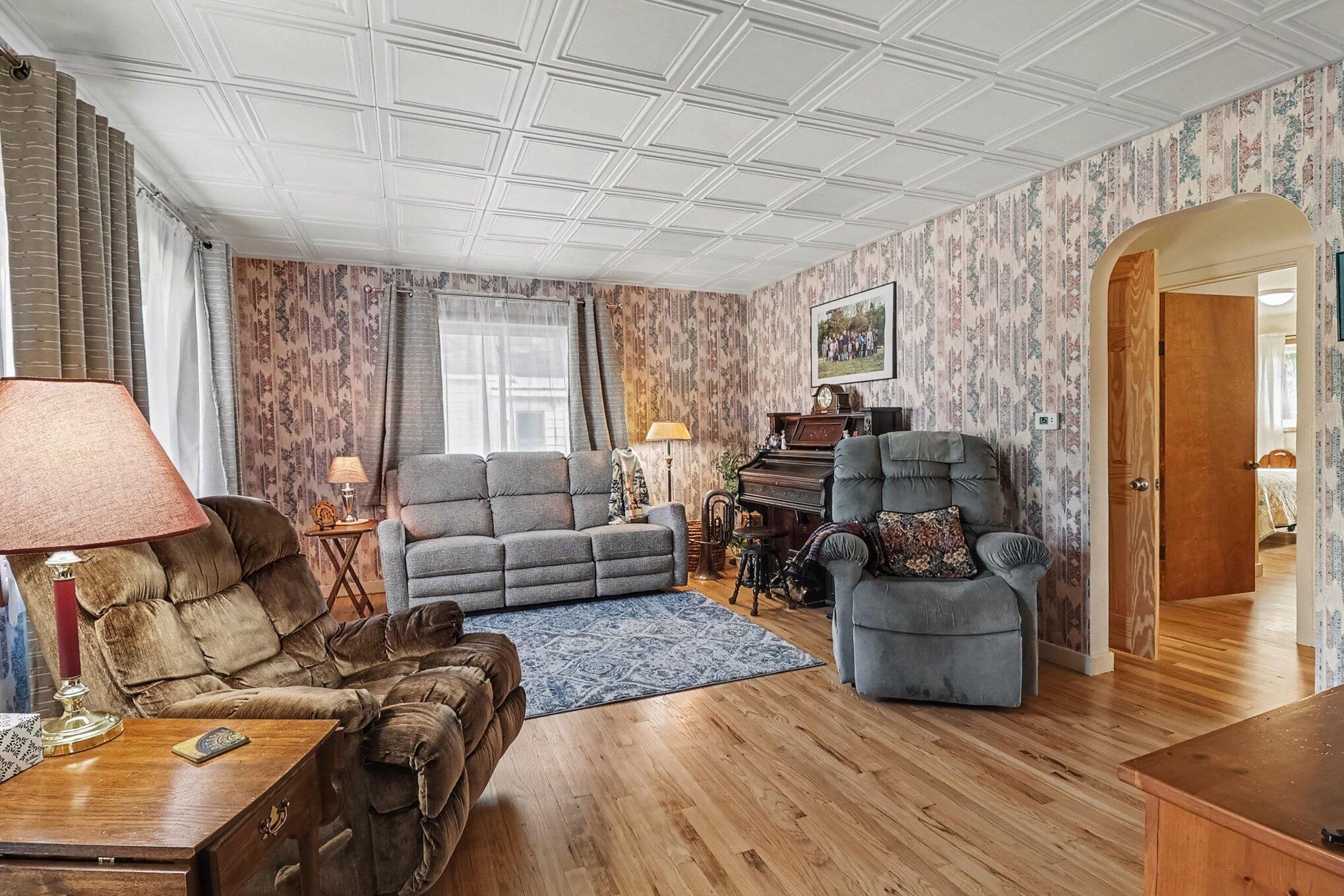 408 N Lewis Street Ludington MI 49431