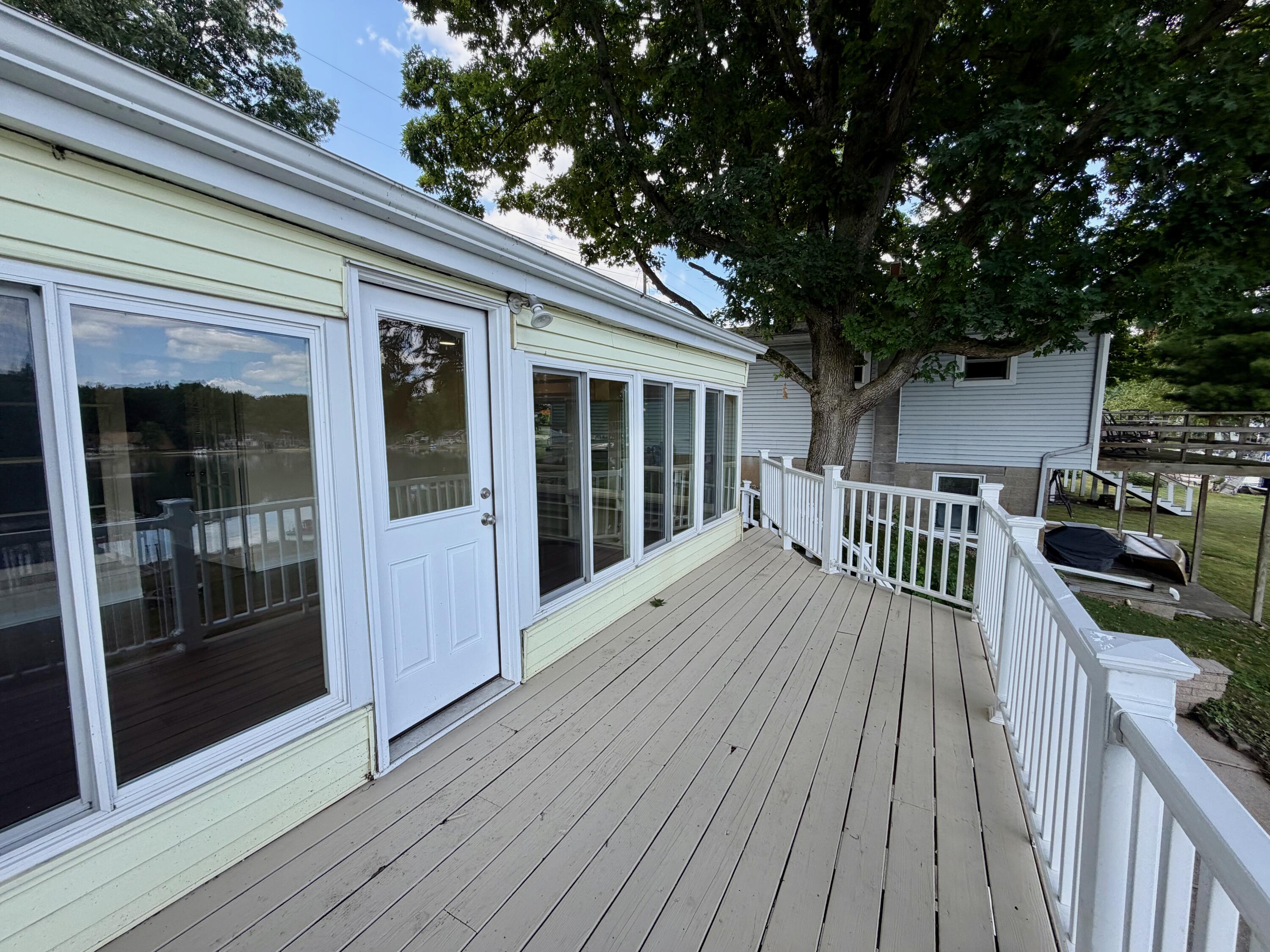 8980 Loveless Drive NE Rockford MI 49341