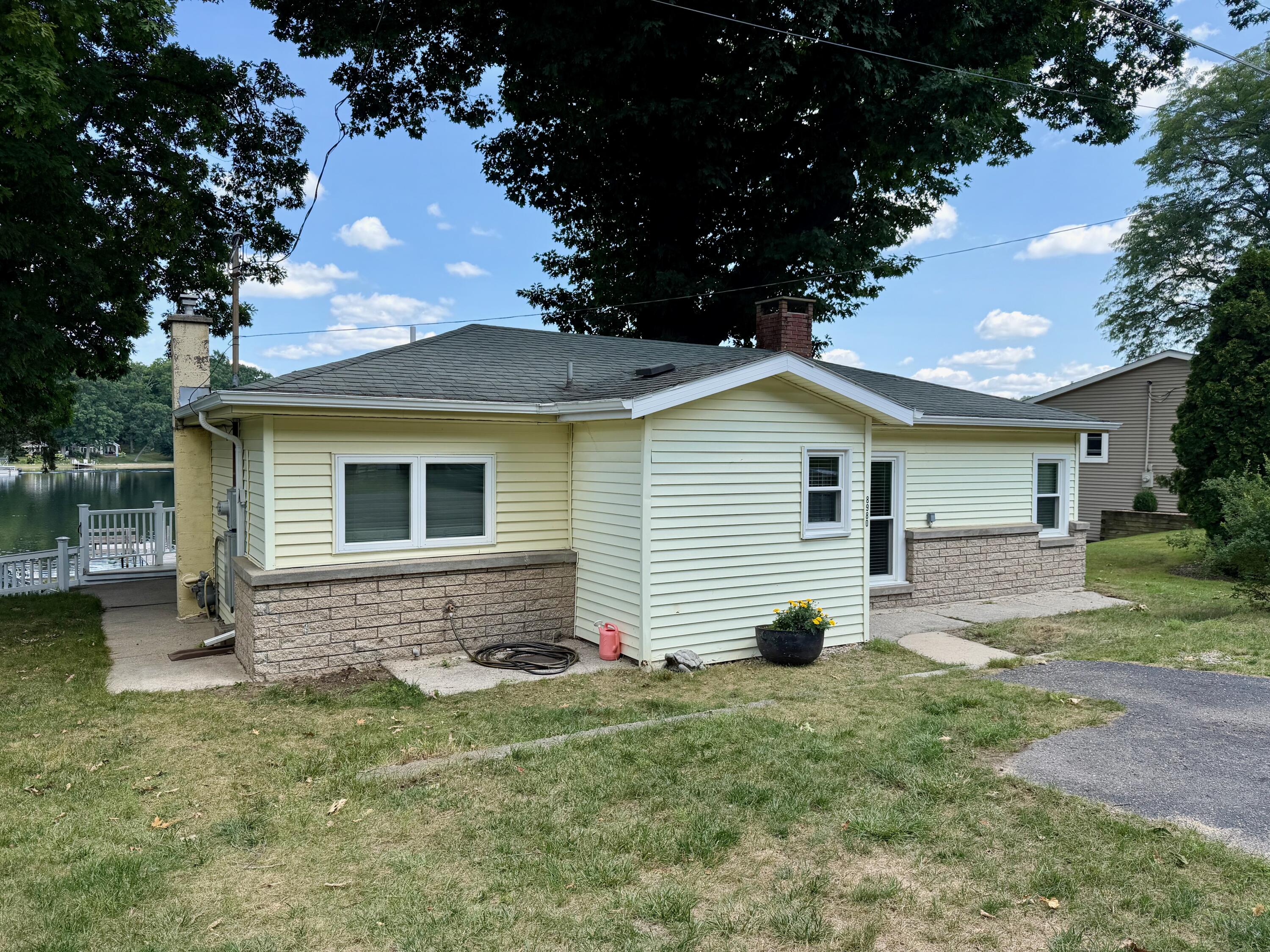 8980 Loveless Drive NE Rockford MI 49341
