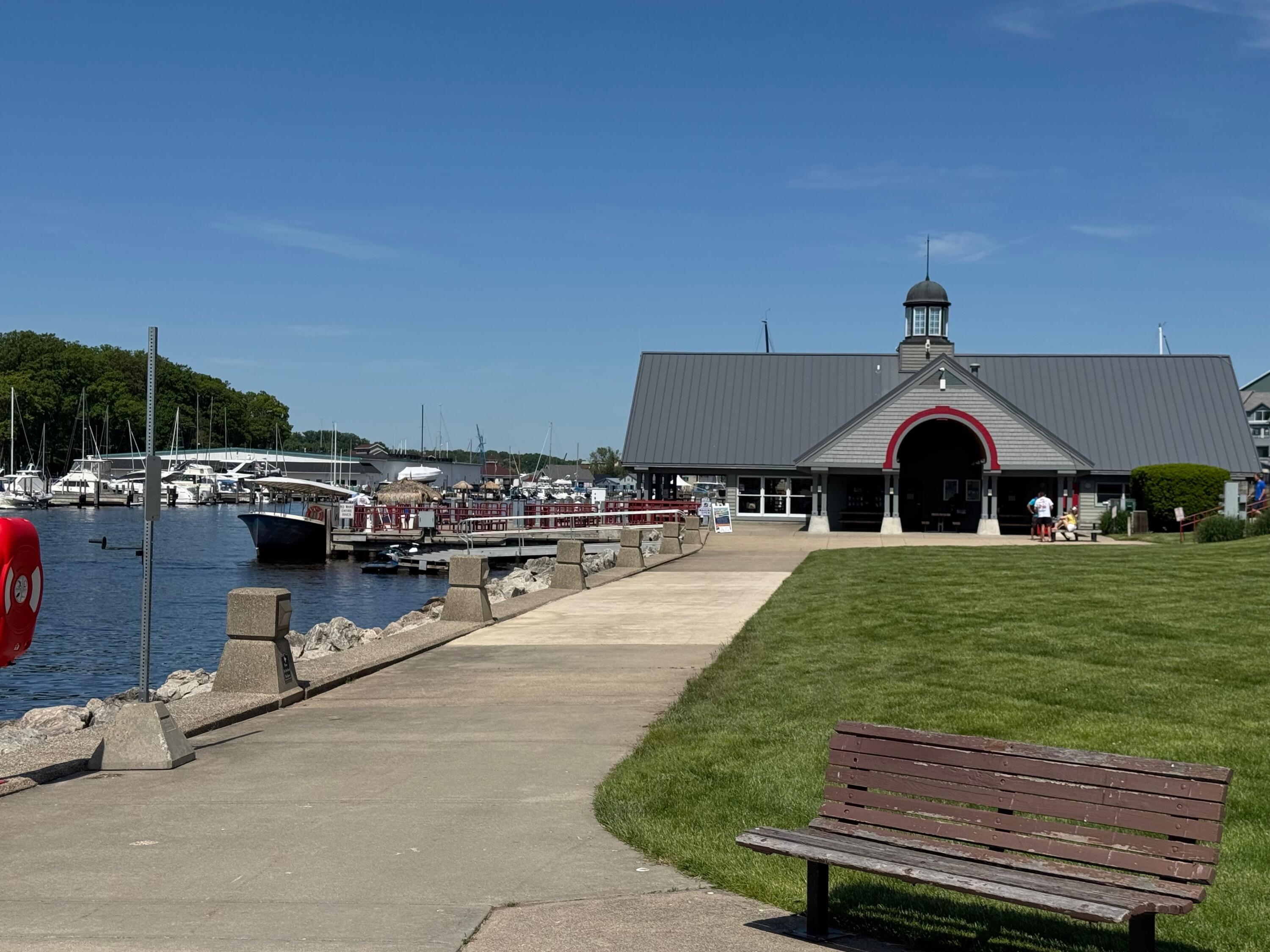 748 Green Street South Haven MI 49090