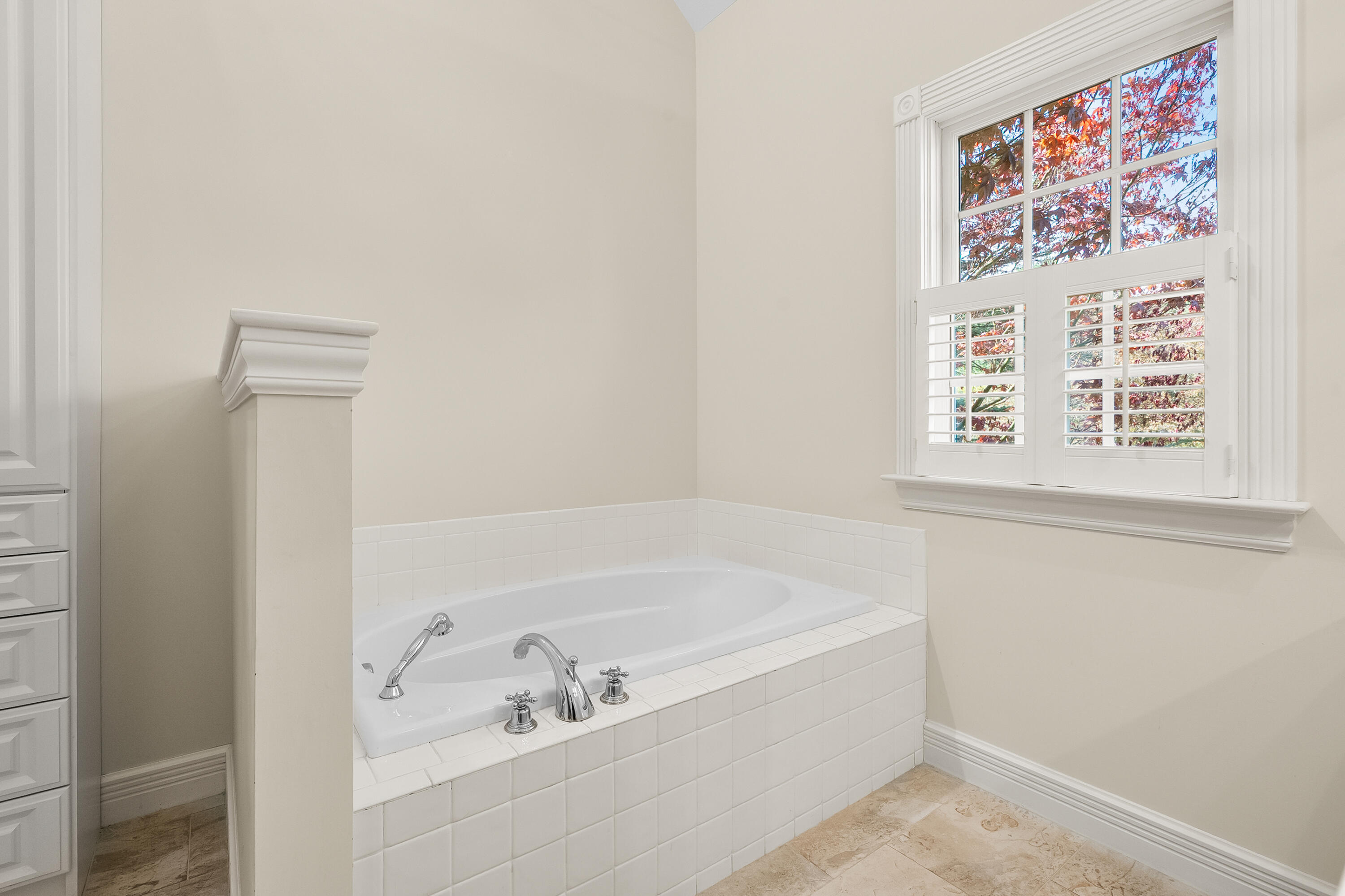 449 S Skyview Drive Kalamazoo MI 49009