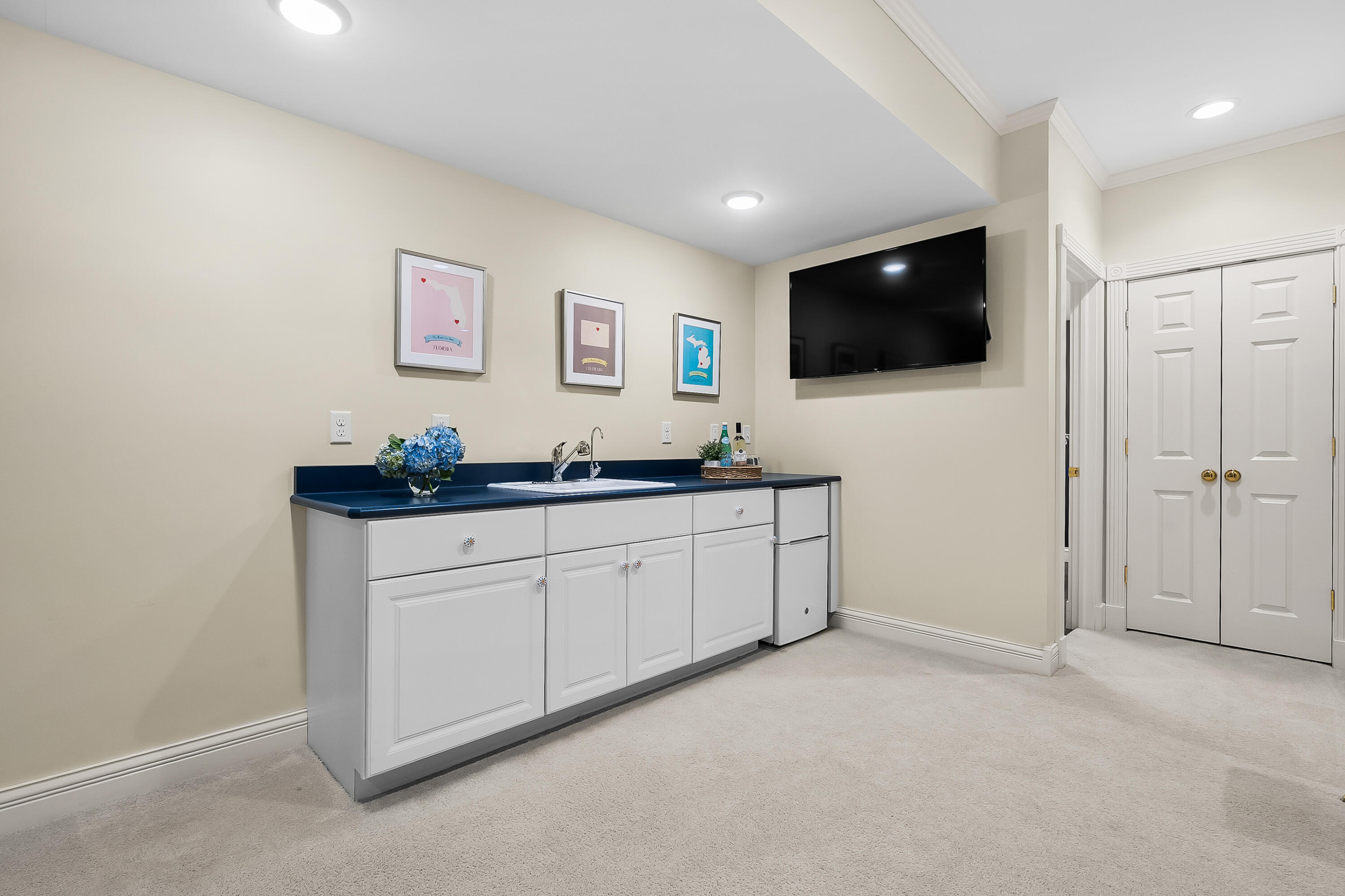 449 S Skyview Drive Kalamazoo MI 49009