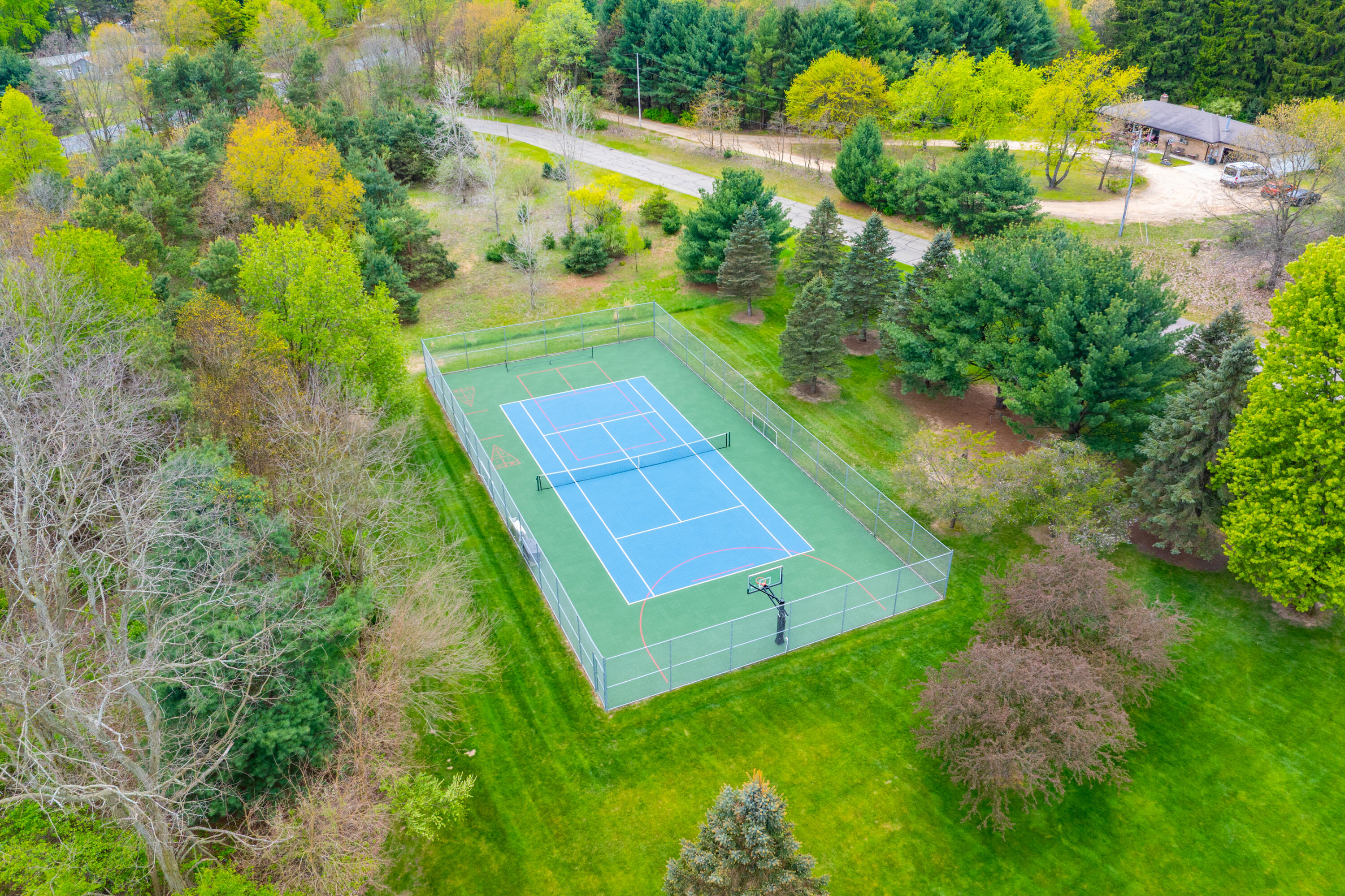 449 S Skyview Drive Kalamazoo MI 49009