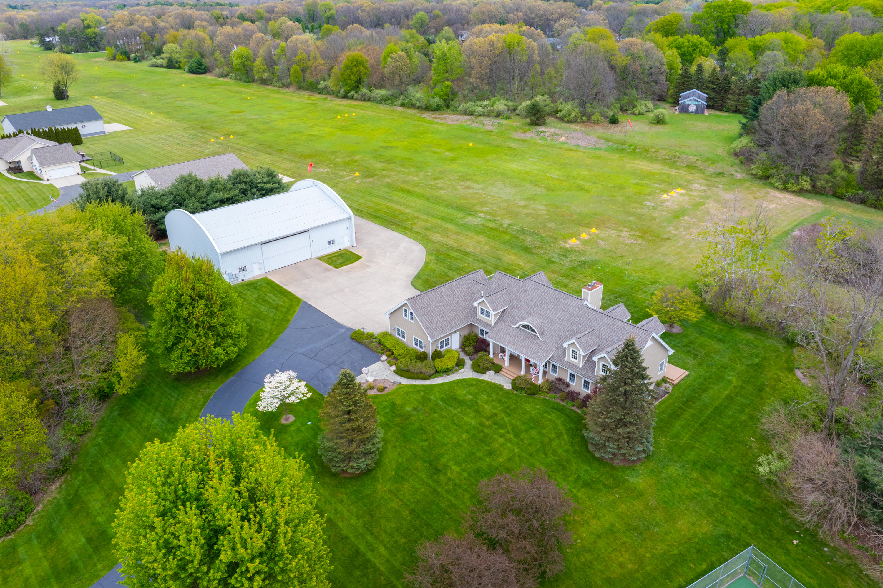 449 S Skyview Drive Kalamazoo MI 49009