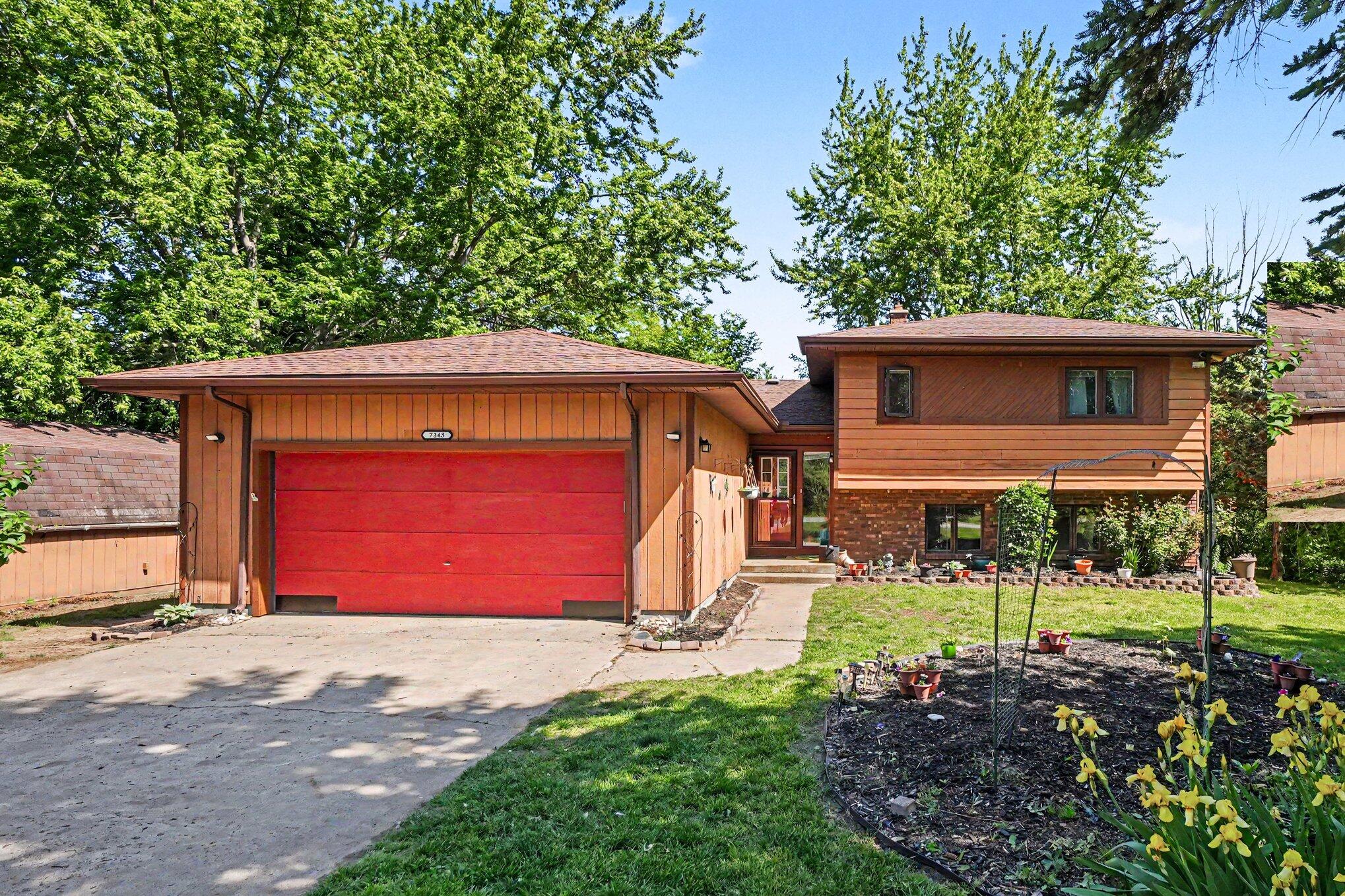 7343 Lakeridge Road South Haven MI 49090