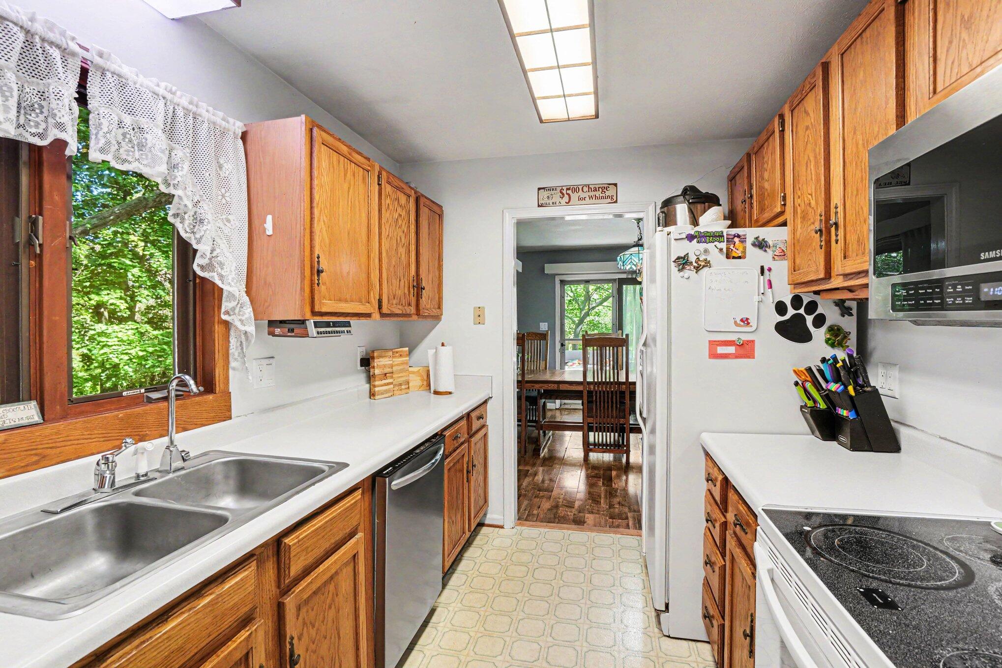 7343 Lakeridge Road South Haven MI 49090