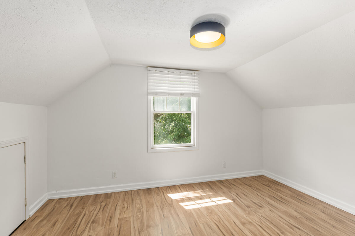 1221 Whitmore Avenue NW Grand Rapids MI 49504