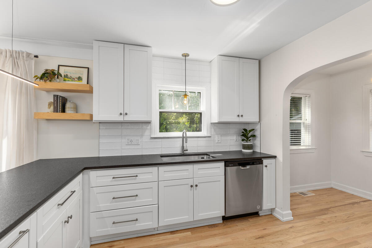 1221 Whitmore Avenue NW Grand Rapids MI 49504