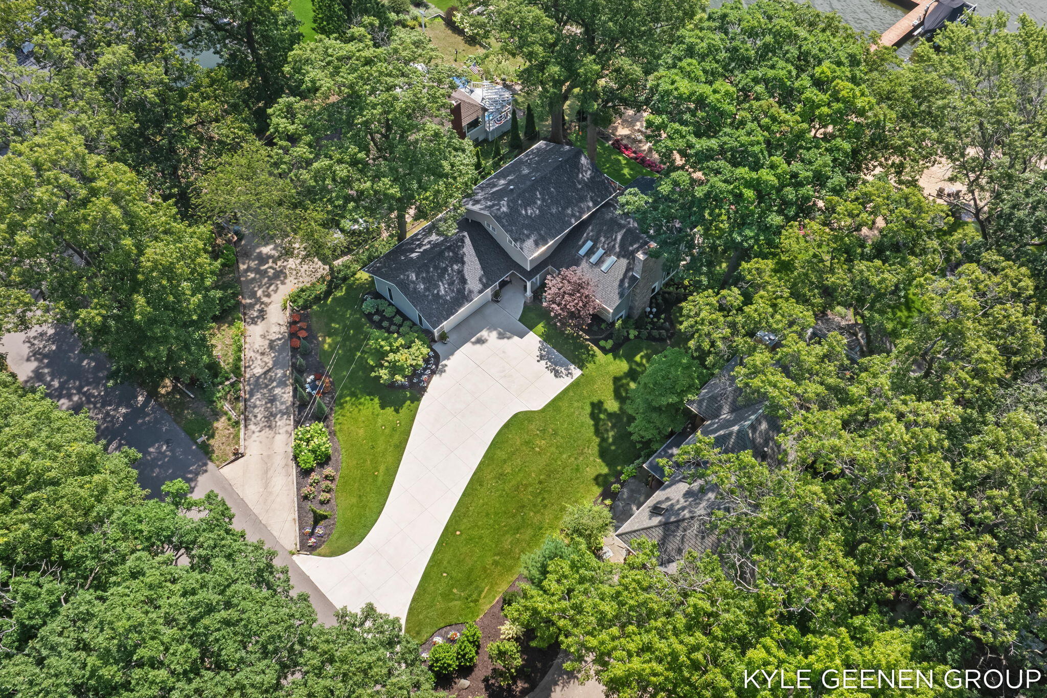 620 Lawn Avenue Holland MI 49424