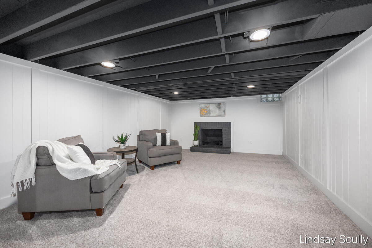 1955 Millbank Street SE Grand Rapids MI 49508