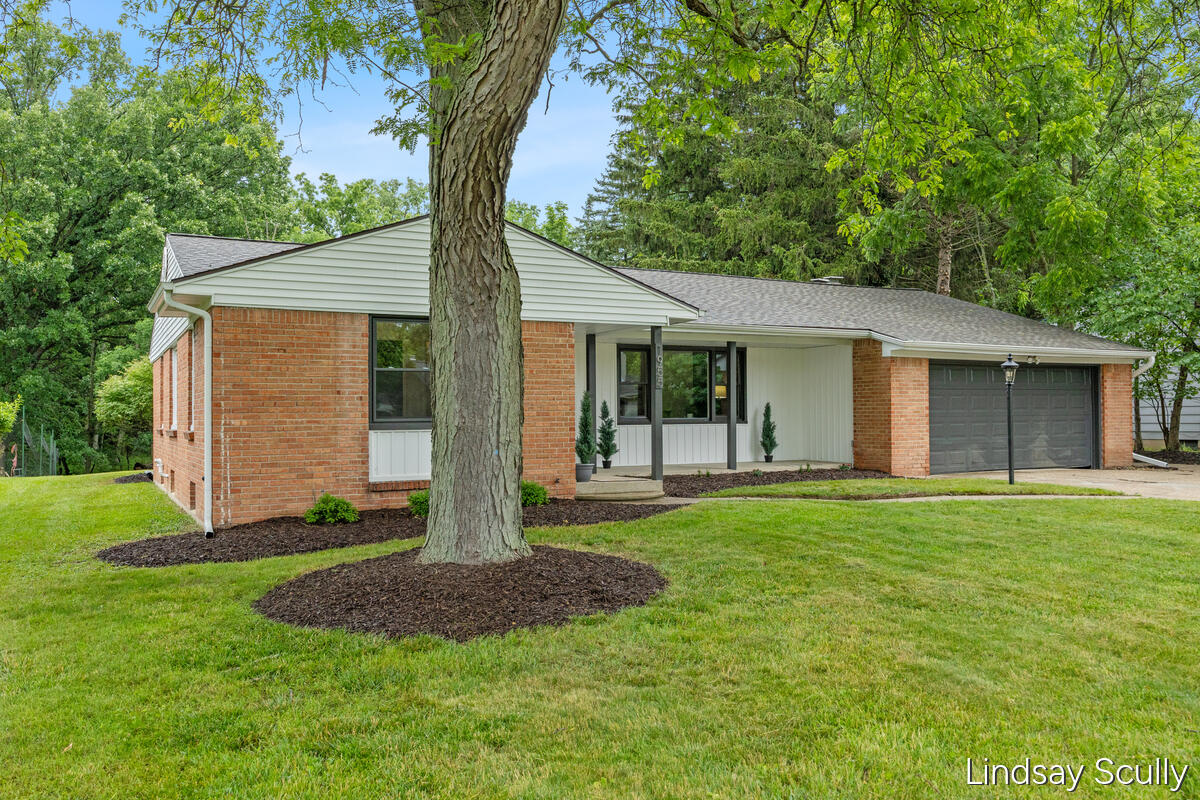 1955 Millbank Street SE Grand Rapids MI 49508