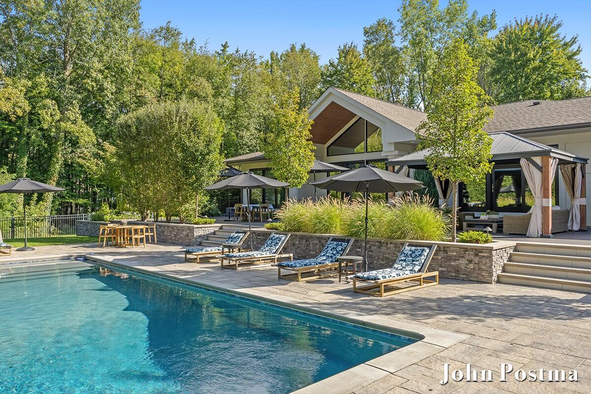 345 Crahen Avenue NE Grand Rapids MI 49525