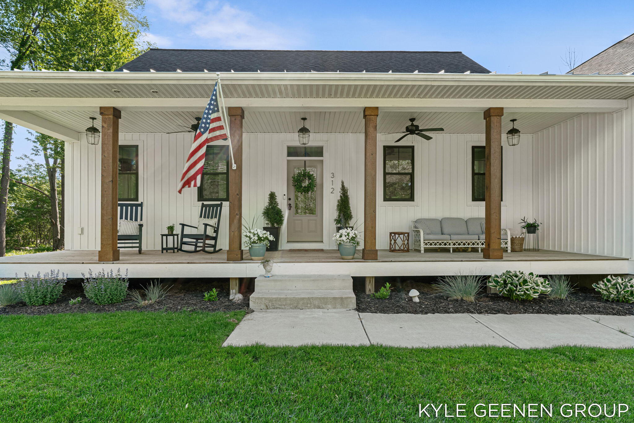 312 48th Avenue Zeeland MI 49464