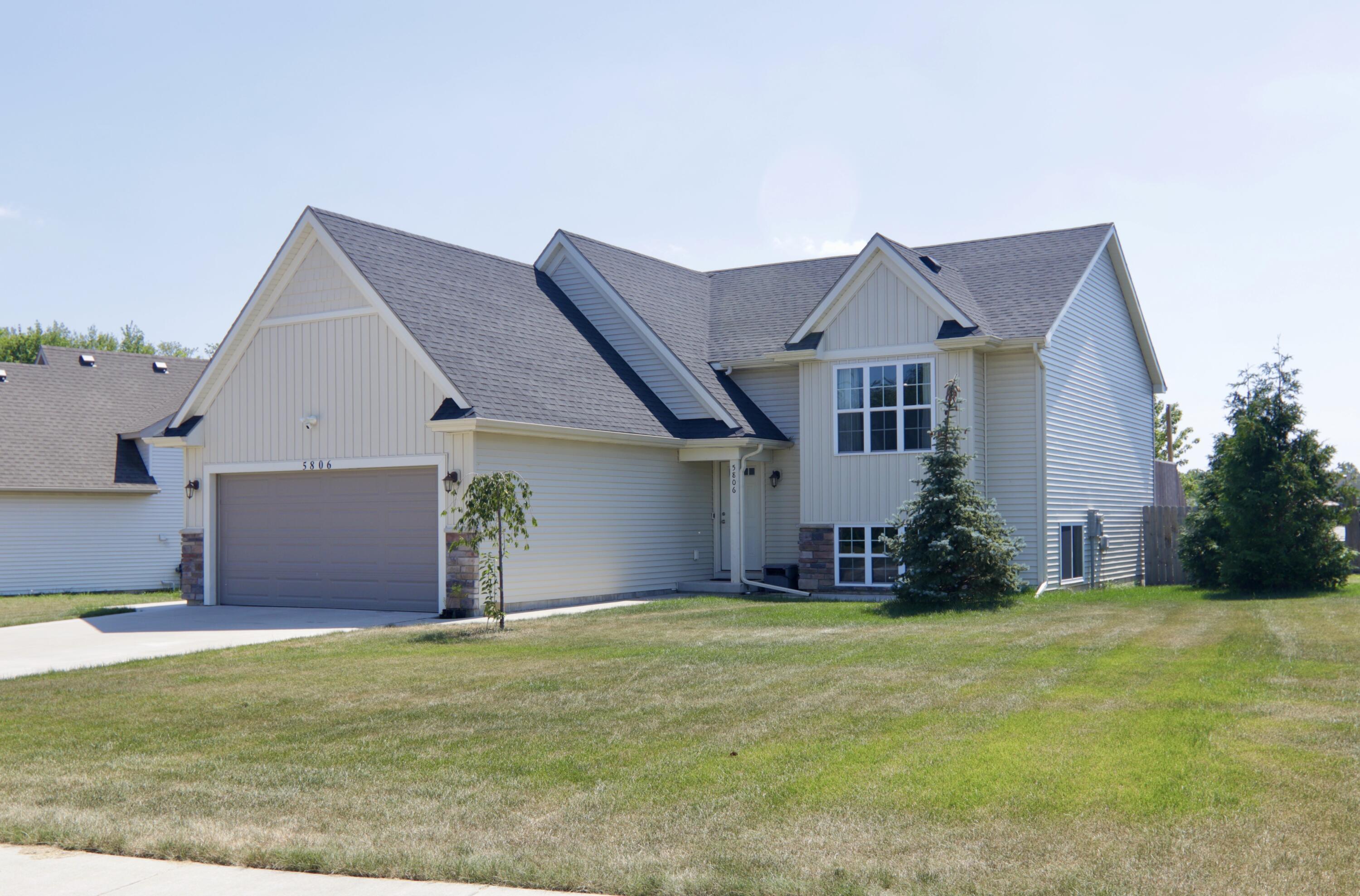 5806 Birdsong Court SE Grand Rapids MI 49508