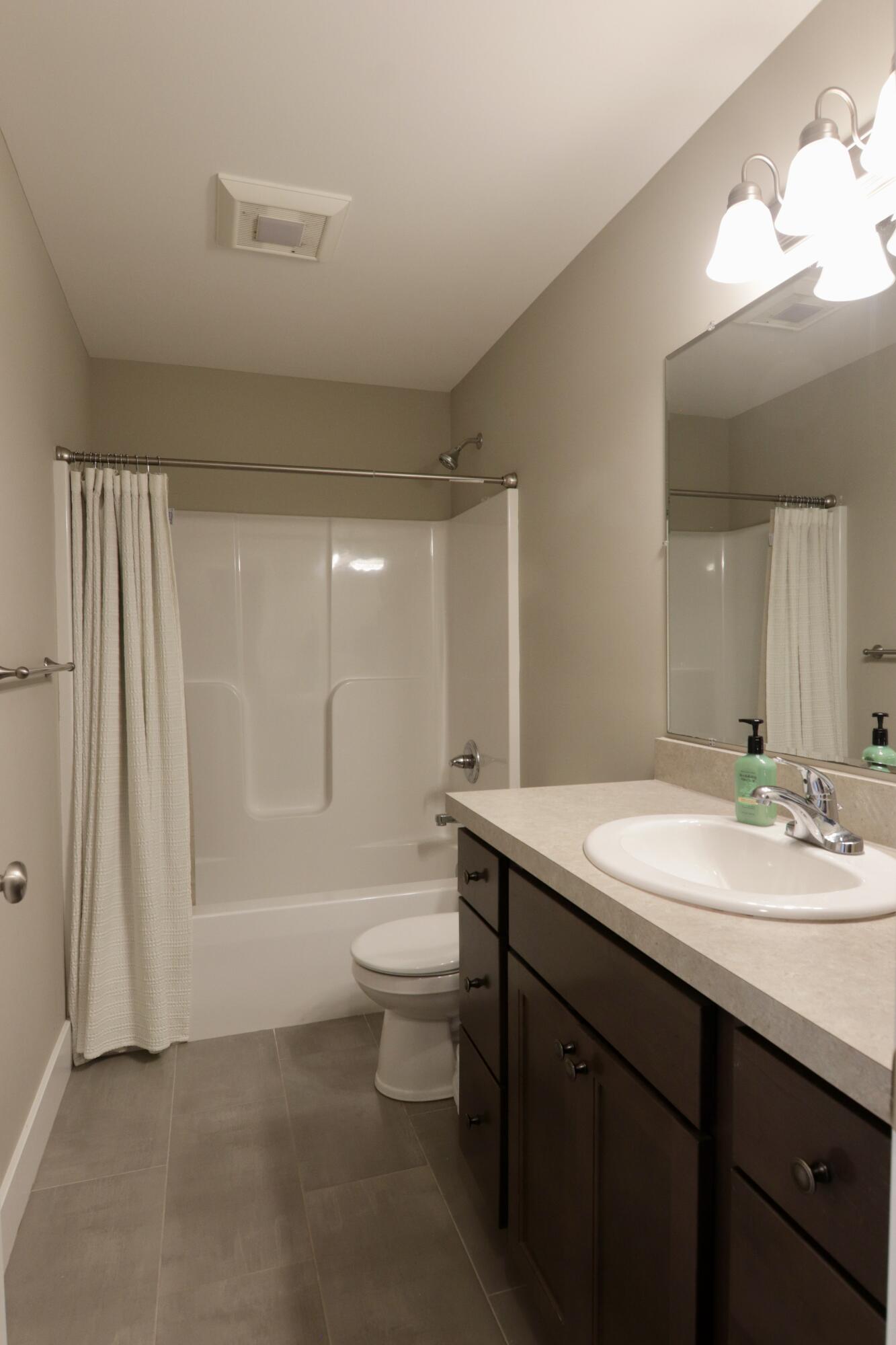 5806 Birdsong Court SE Grand Rapids MI 49508