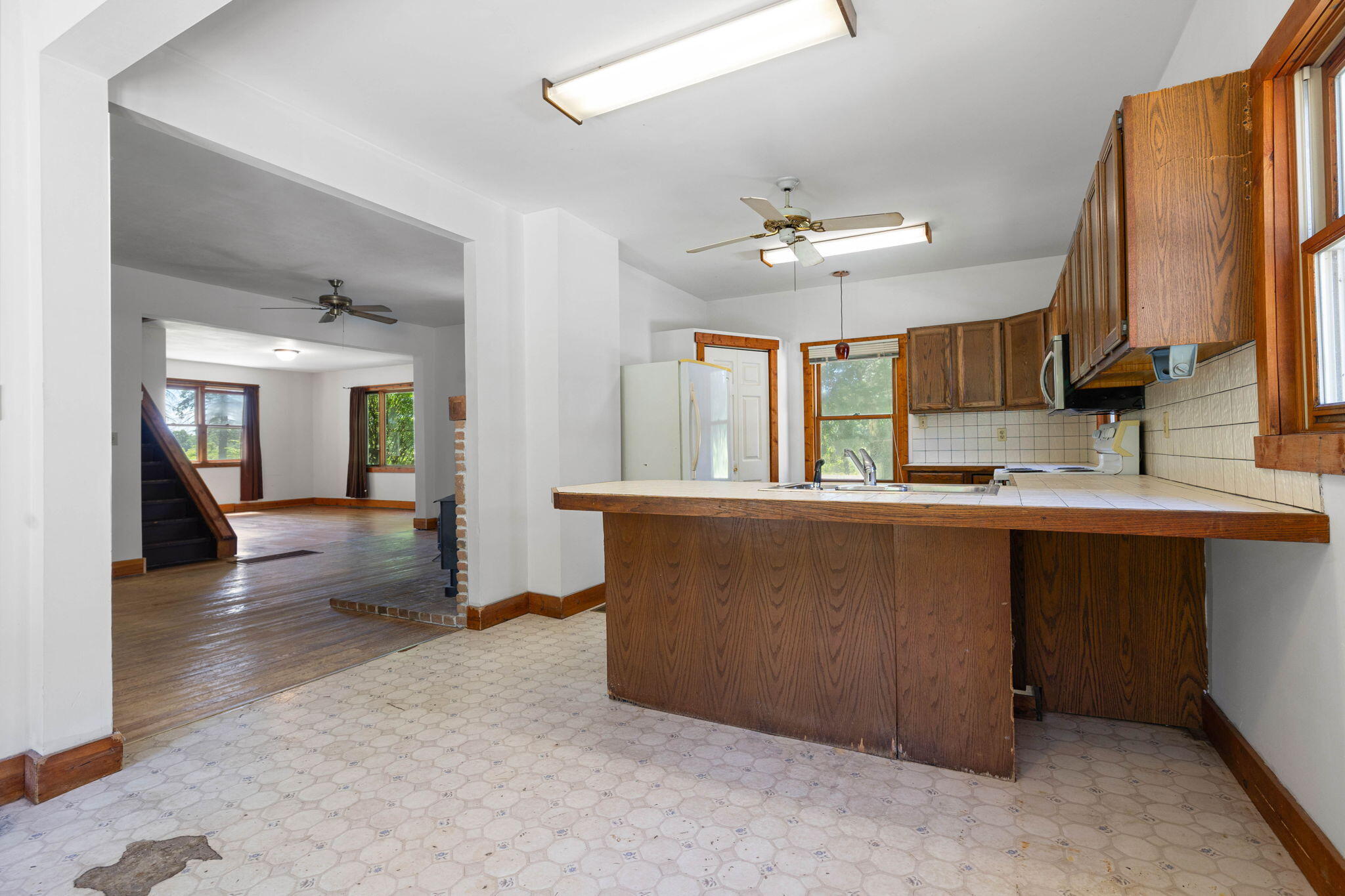 17365 Lakeside Road Three Oaks MI 49128