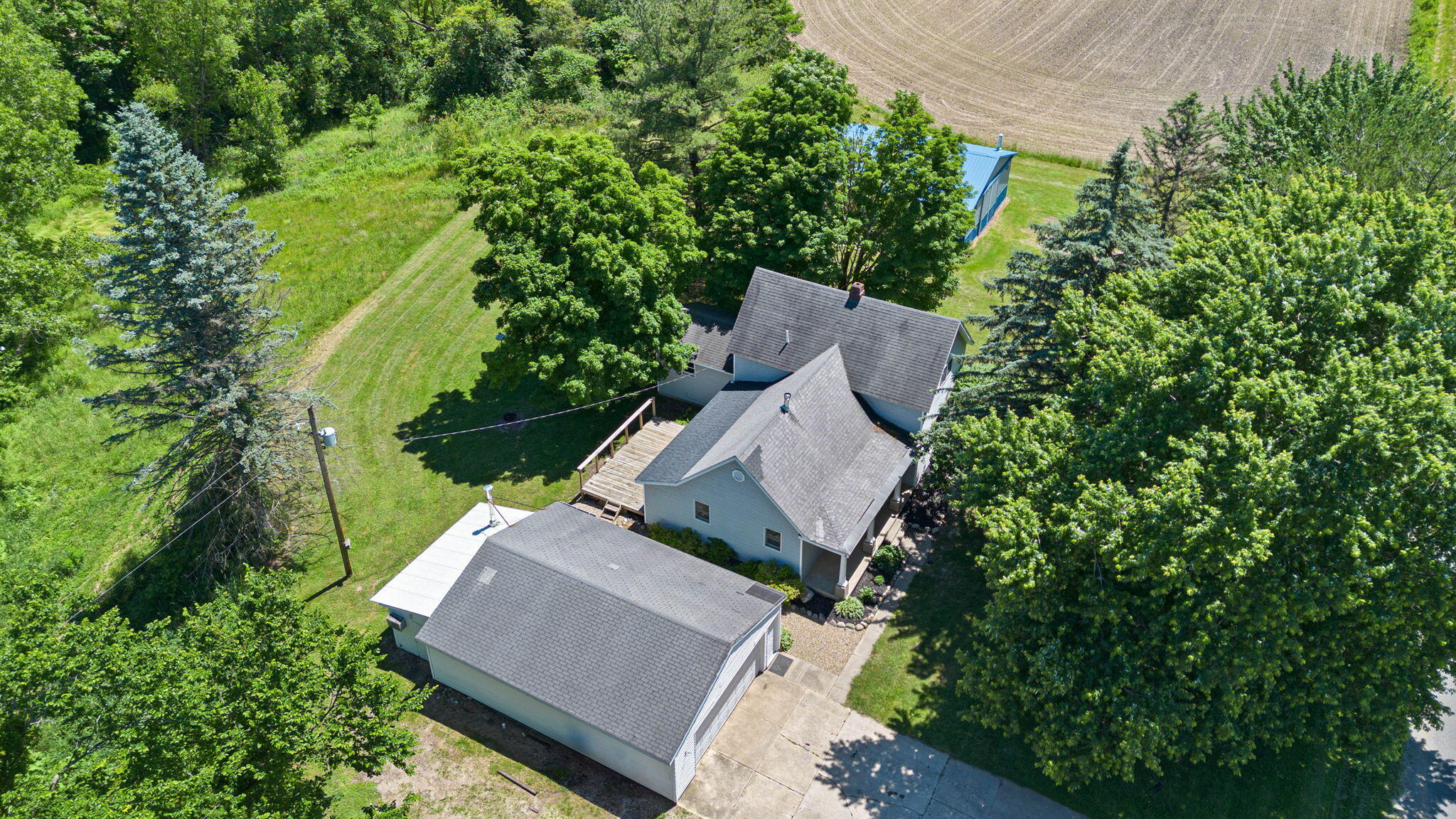 17365 Lakeside Road Three Oaks MI 49128