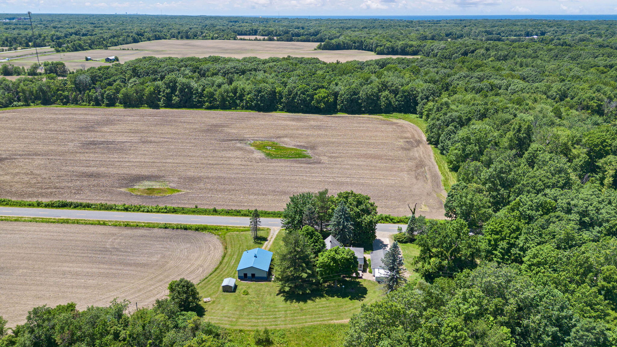 17365 Lakeside Road Three Oaks MI 49128