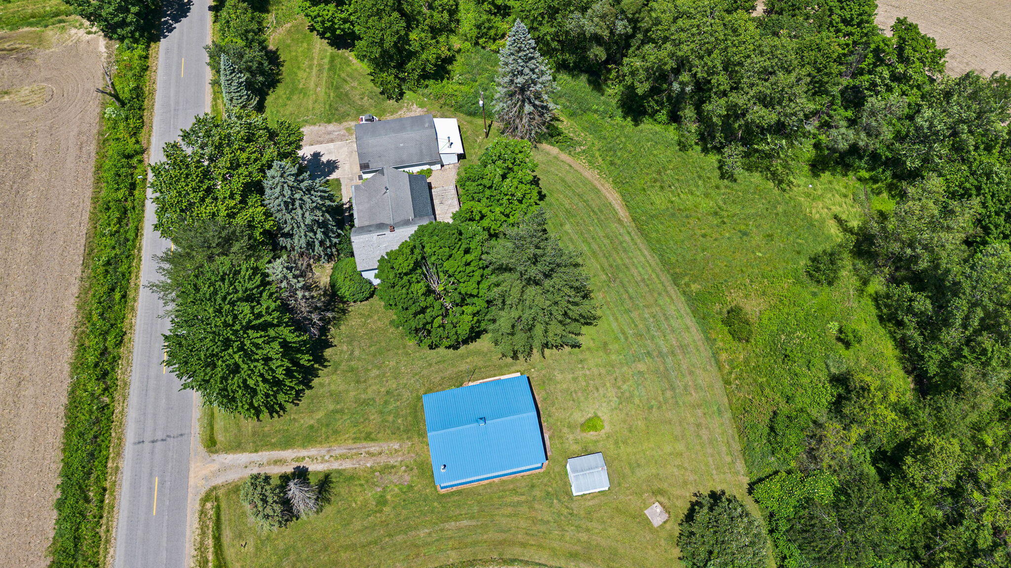 17365 Lakeside Road Three Oaks MI 49128