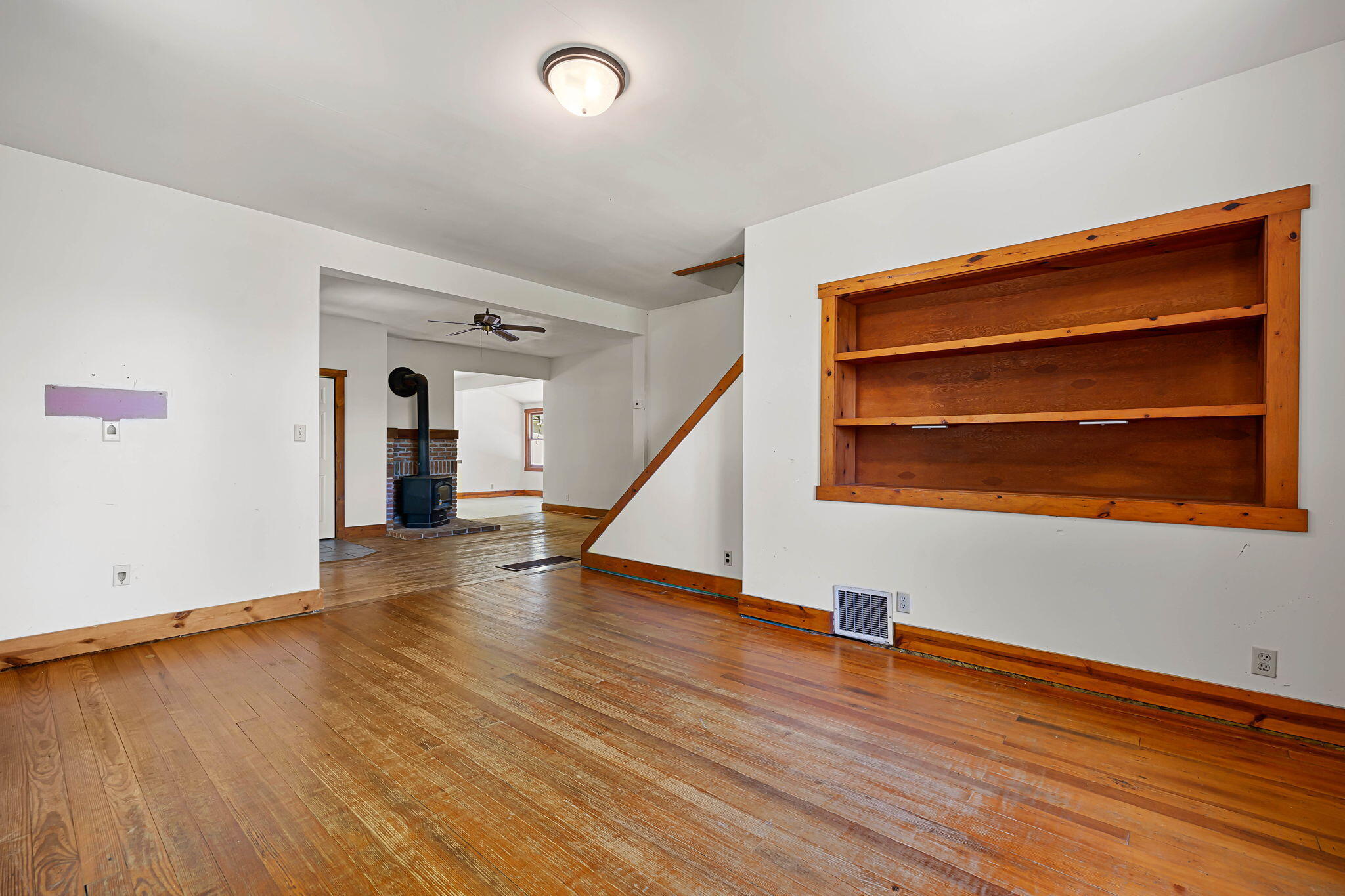 17365 Lakeside Road Three Oaks MI 49128