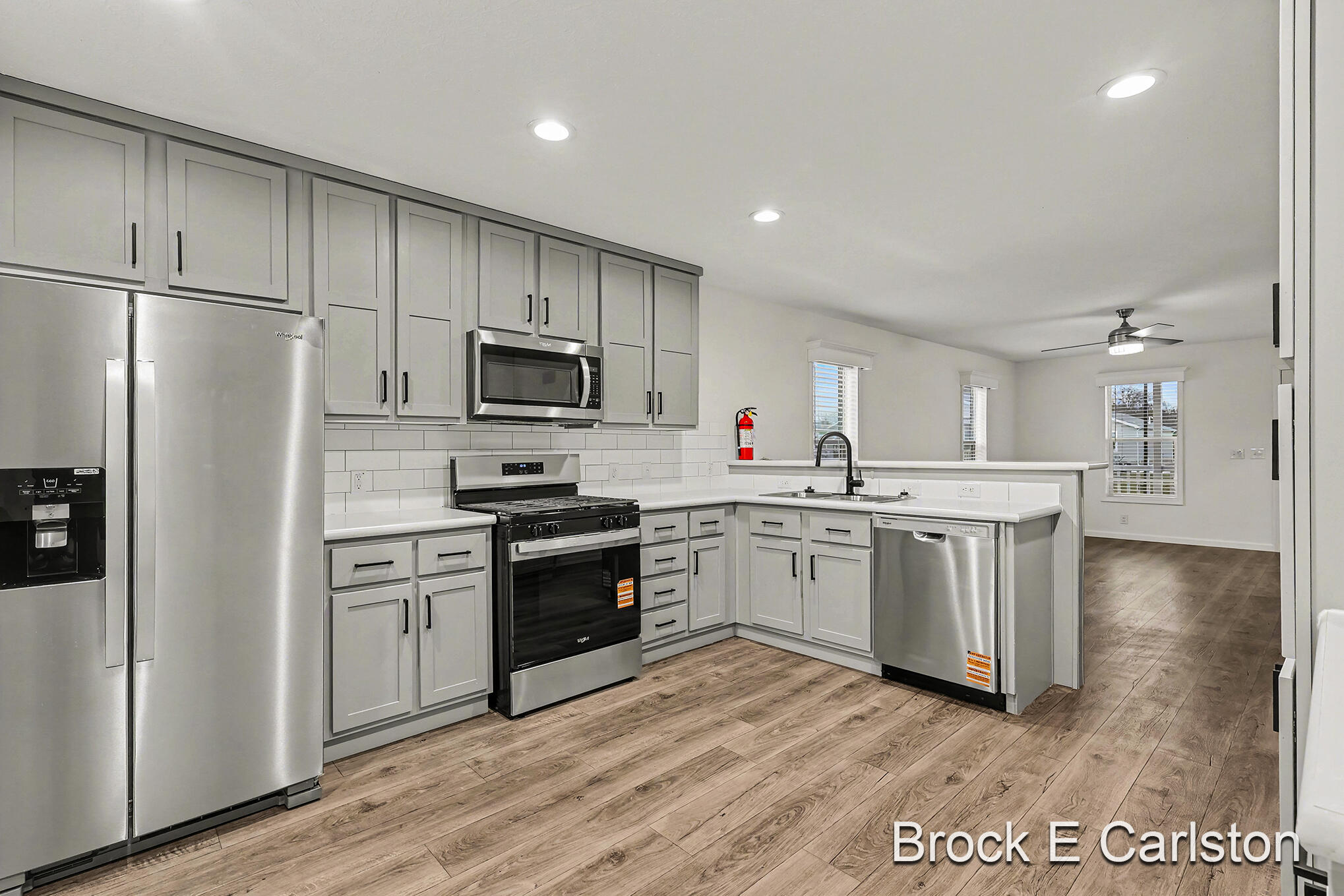 1283 E Ellis Road Norton Shores MI 49441