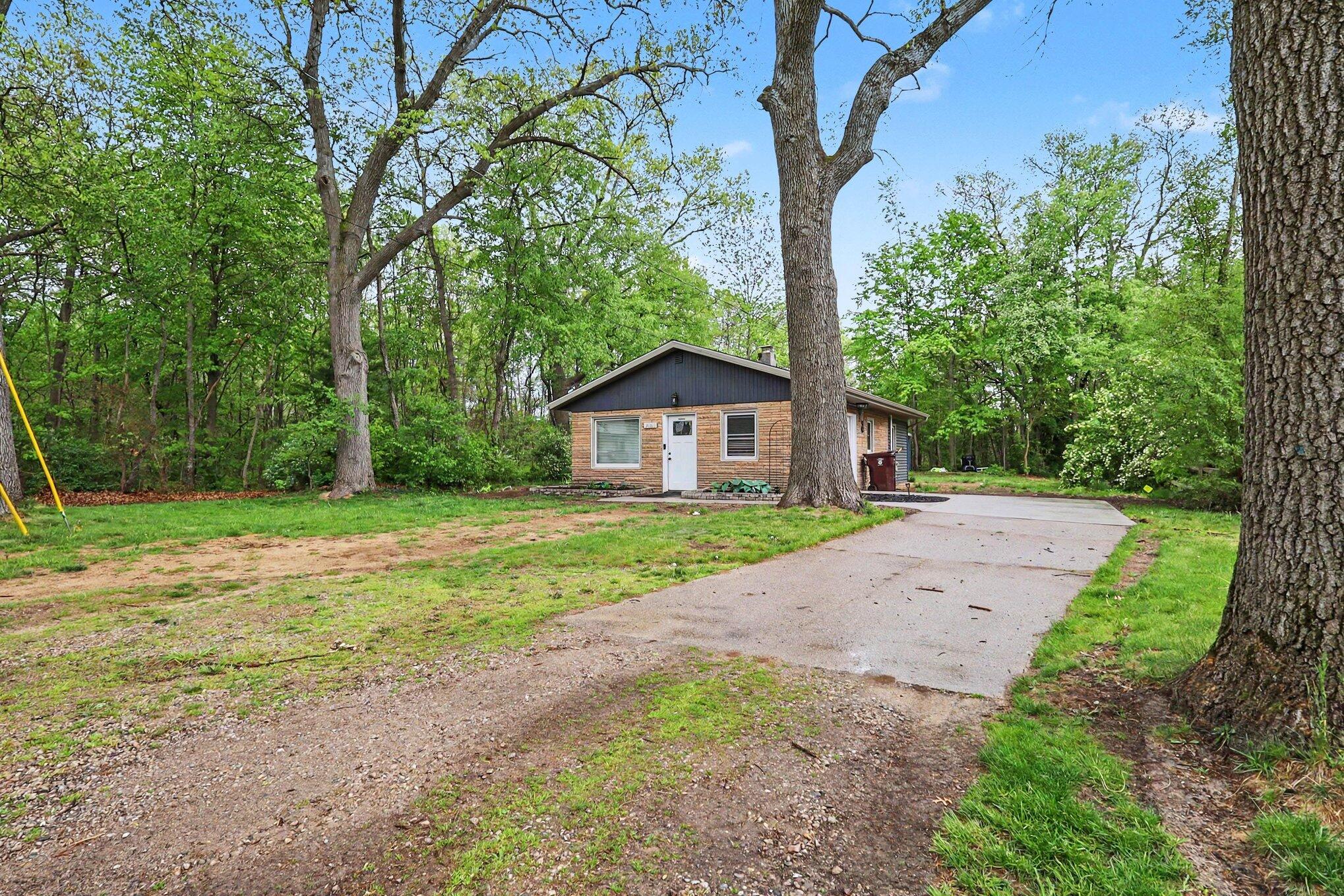 2061 Southland Drive Muskegon MI 49442