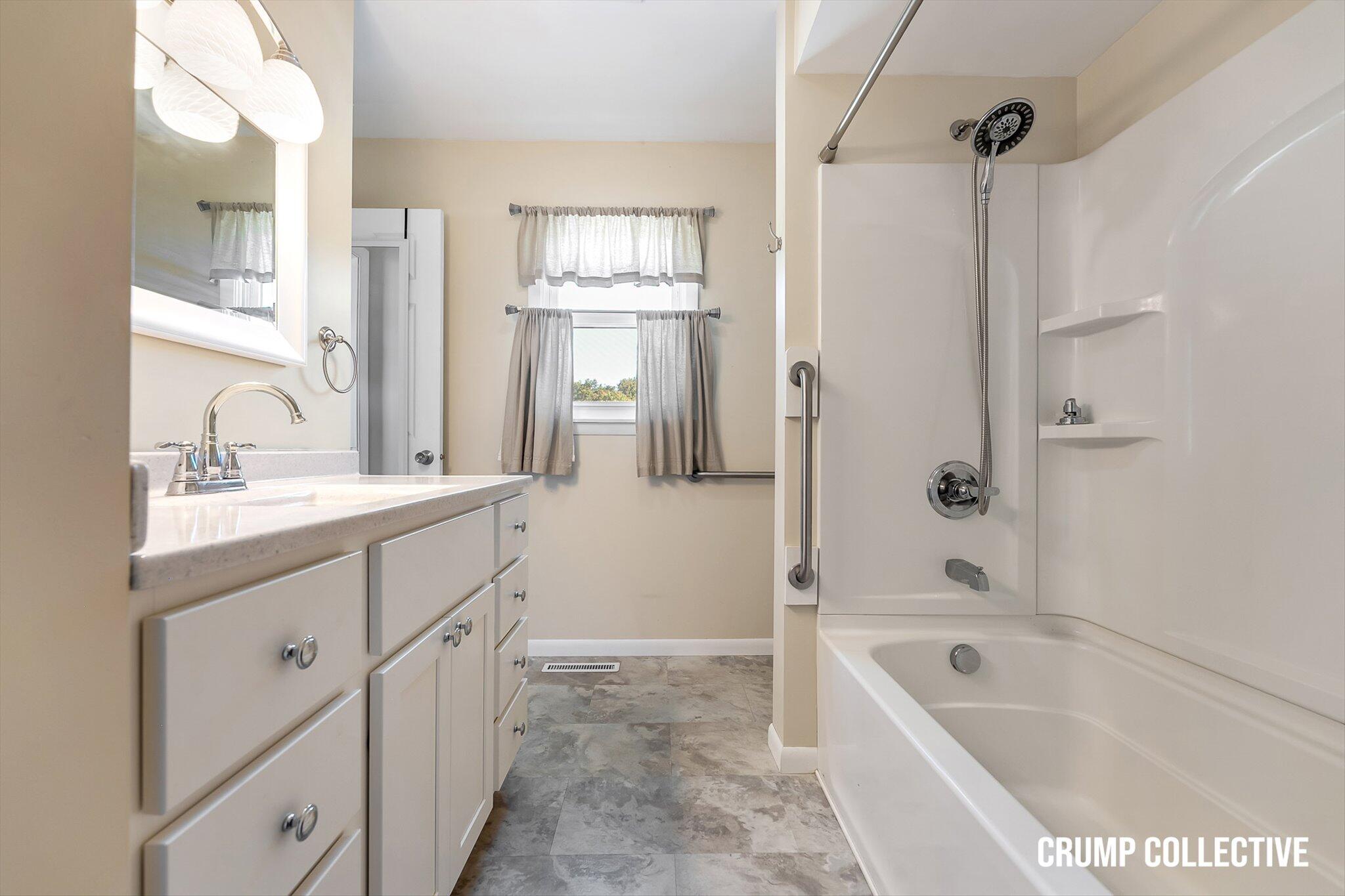 5010 Dorset Lane Norton Shores MI 49441