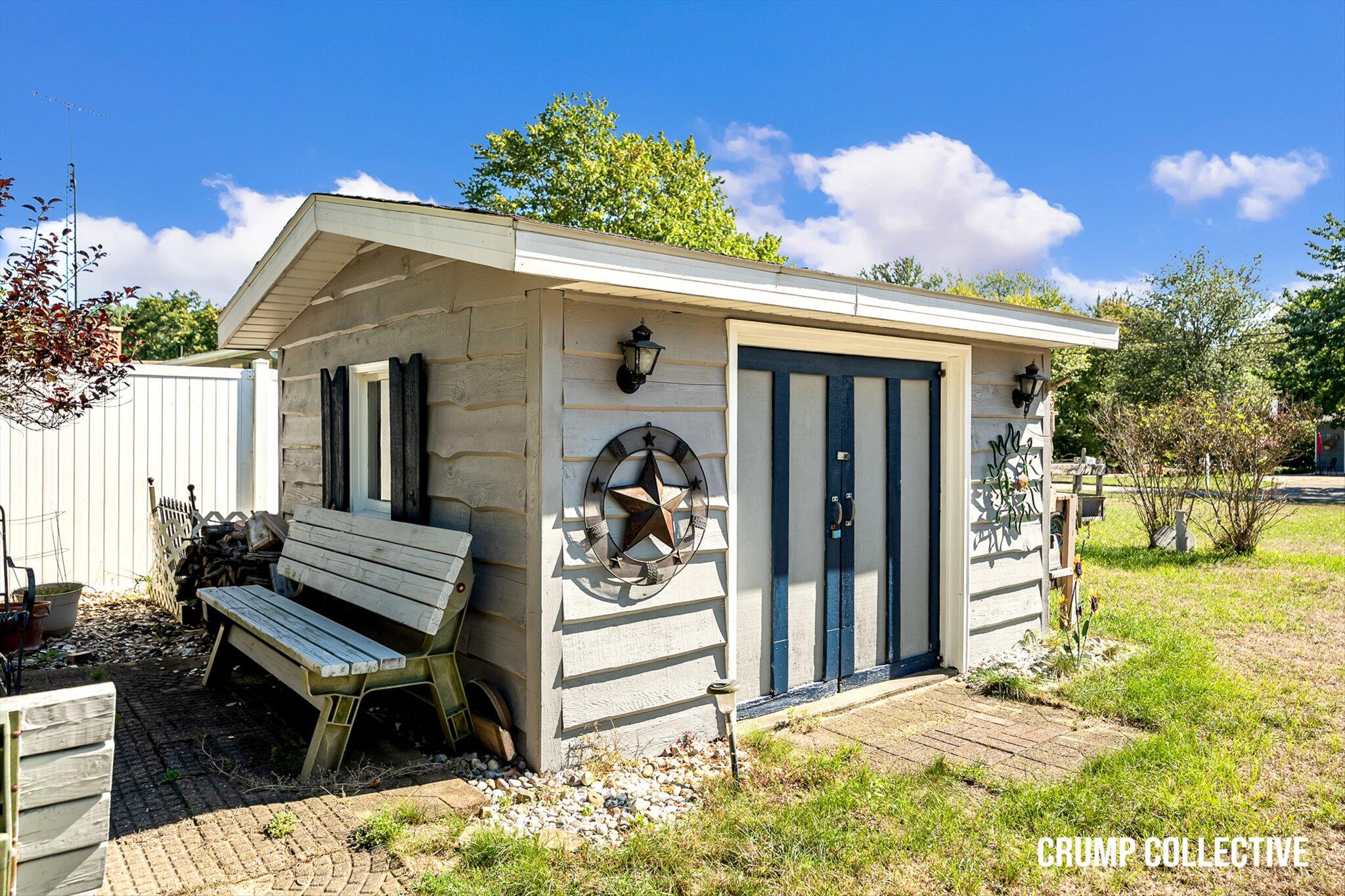 5010 Dorset Lane Norton Shores MI 49441