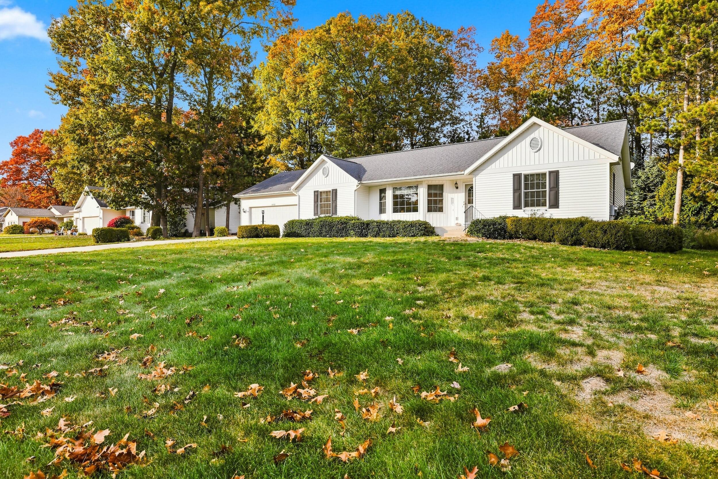 1652 Cornerstone Drive Muskegon MI 49445