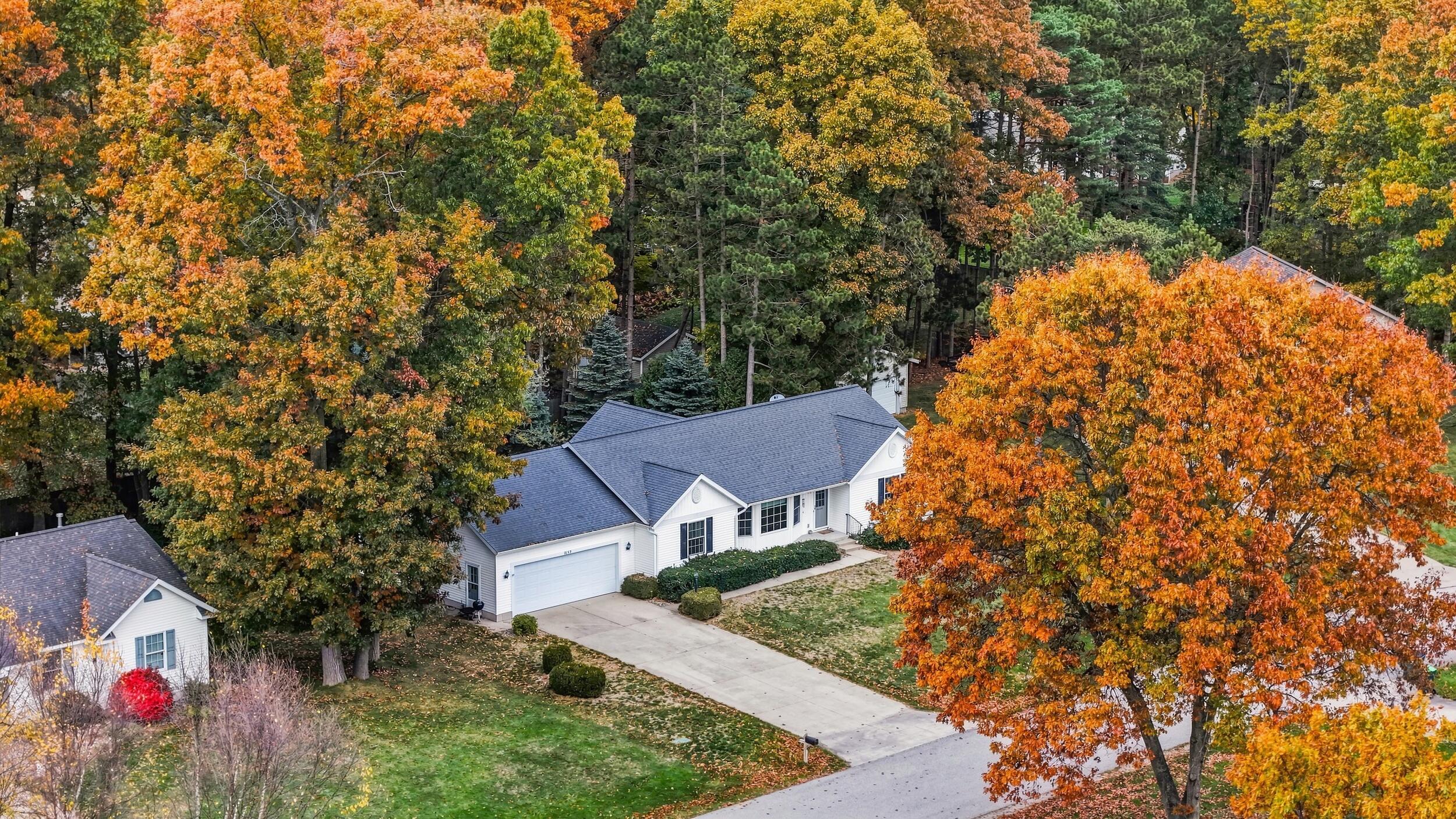 1652 Cornerstone Drive Muskegon MI 49445