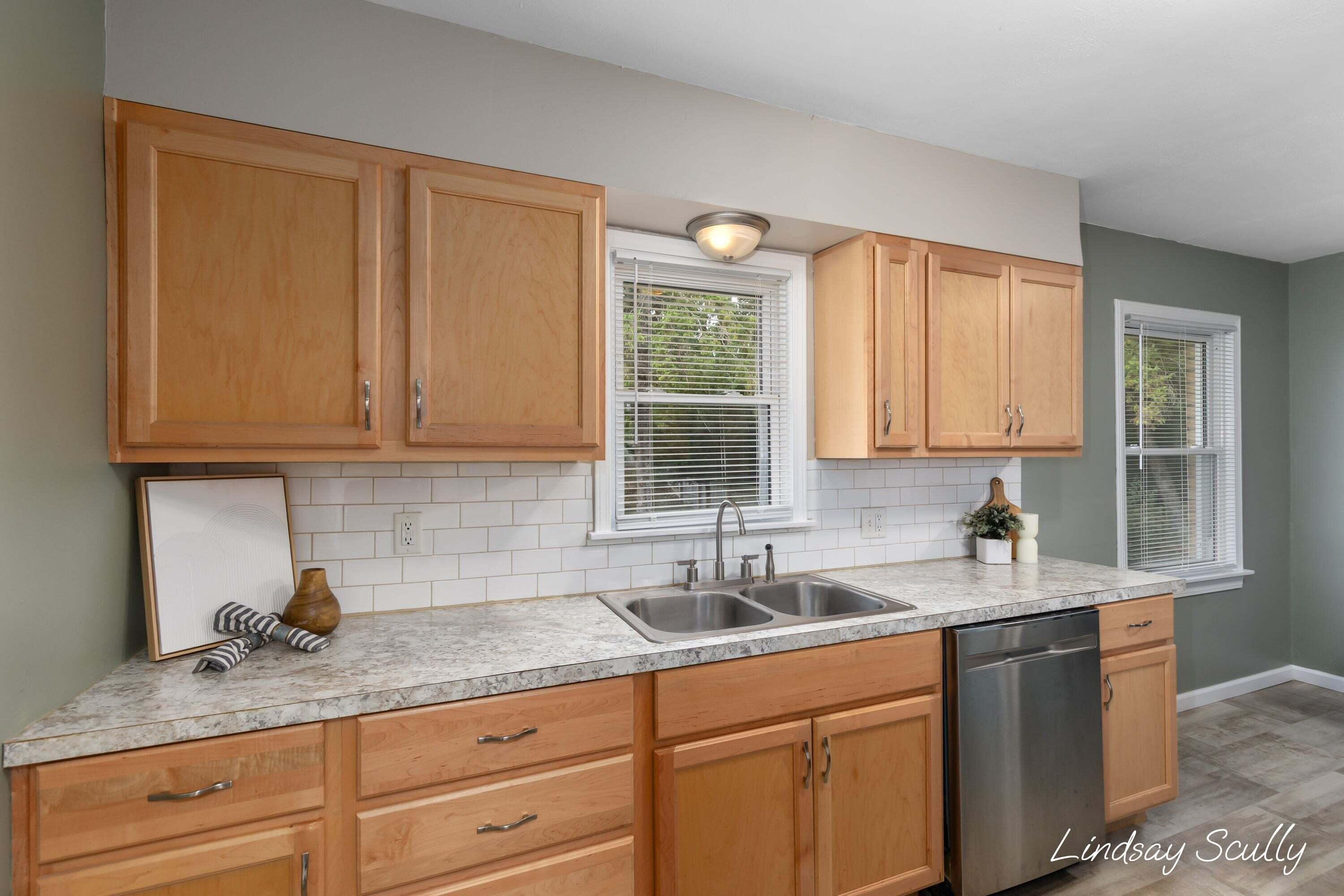 660 Everglade Drive SE Grand Rapids MI 49507