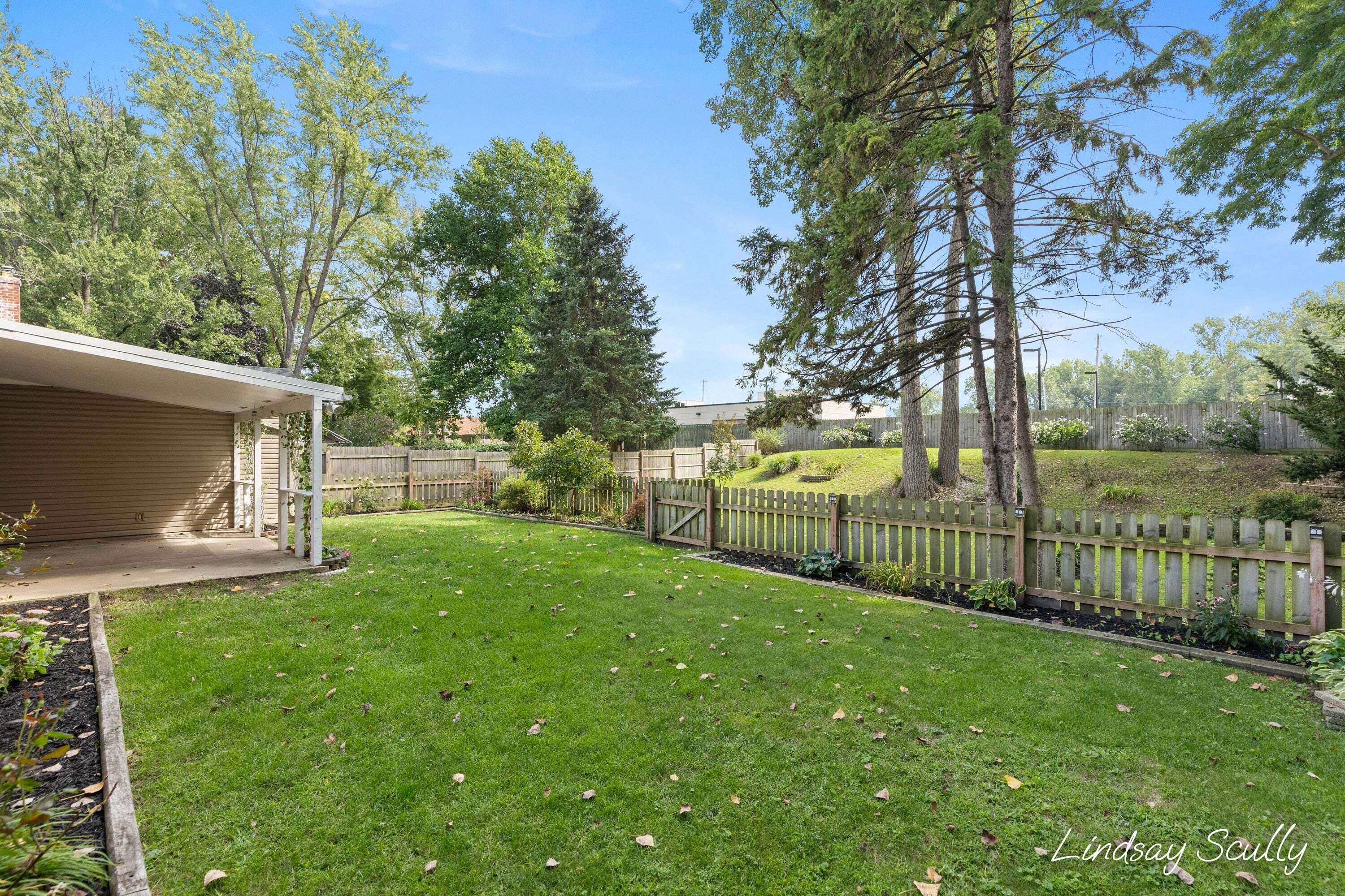 660 Everglade Drive SE Grand Rapids MI 49507