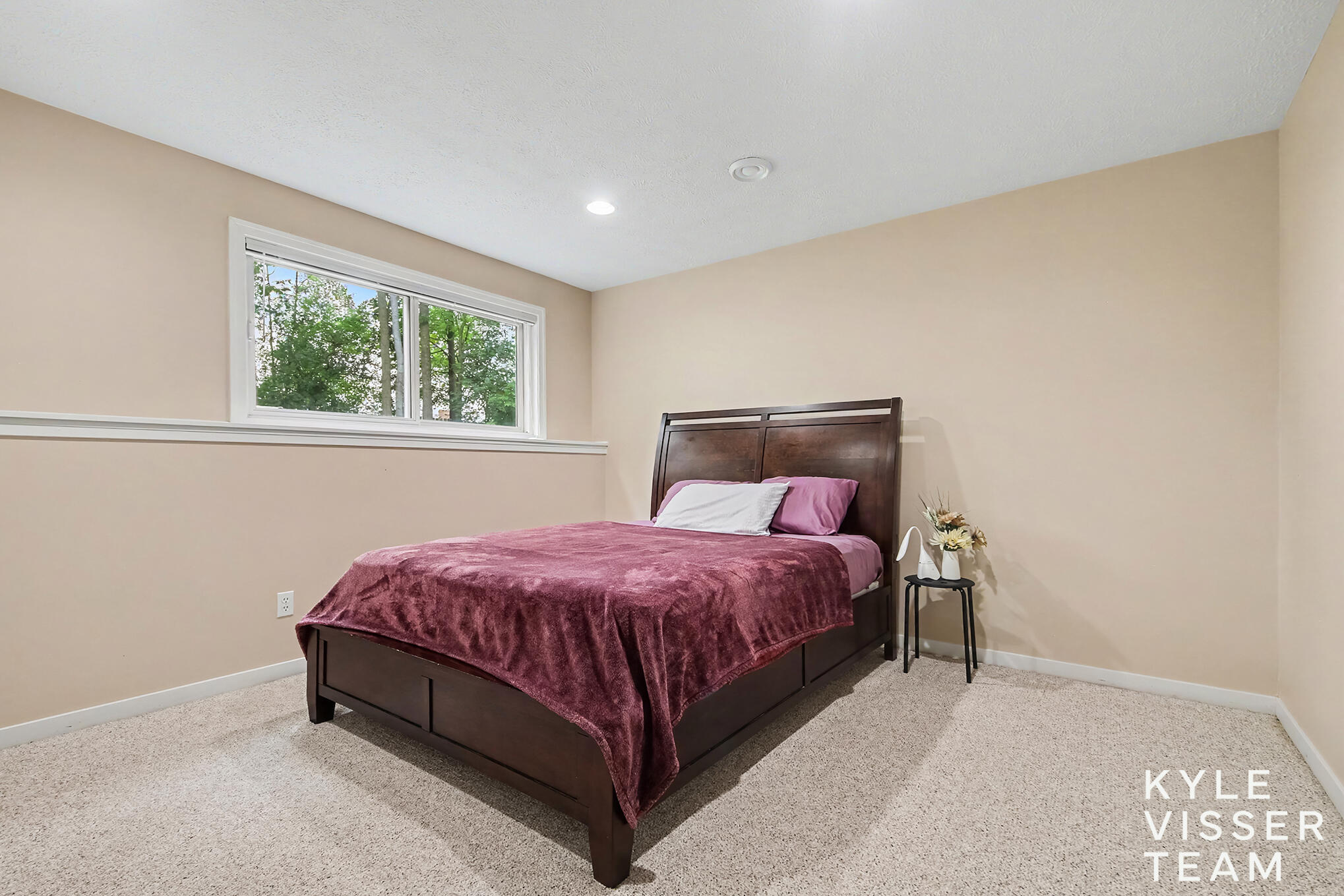 3315 Falcon Ridge Drive NE Grand Rapids MI 49525
