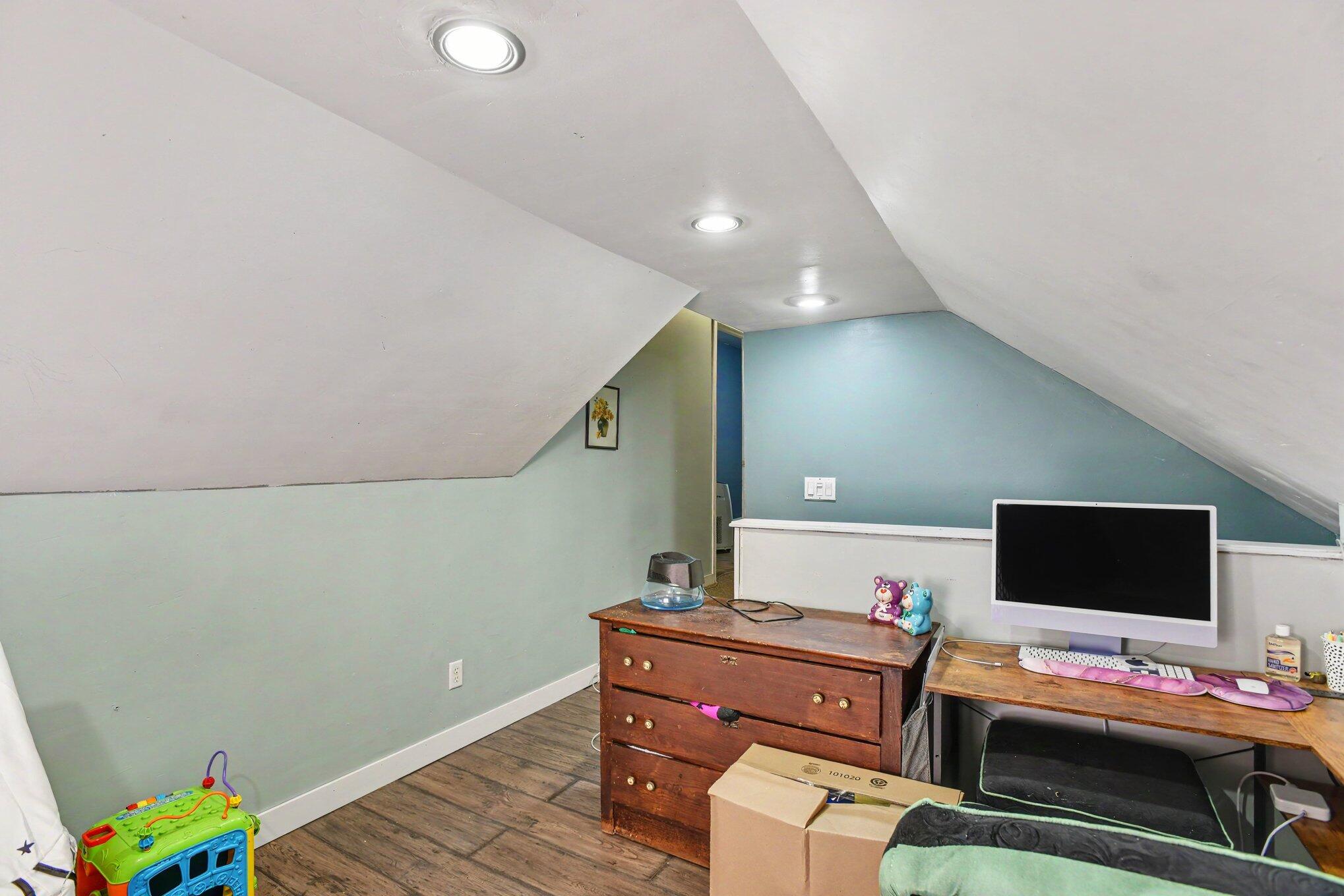 7043 Liggett Street Kalamazoo MI 49048