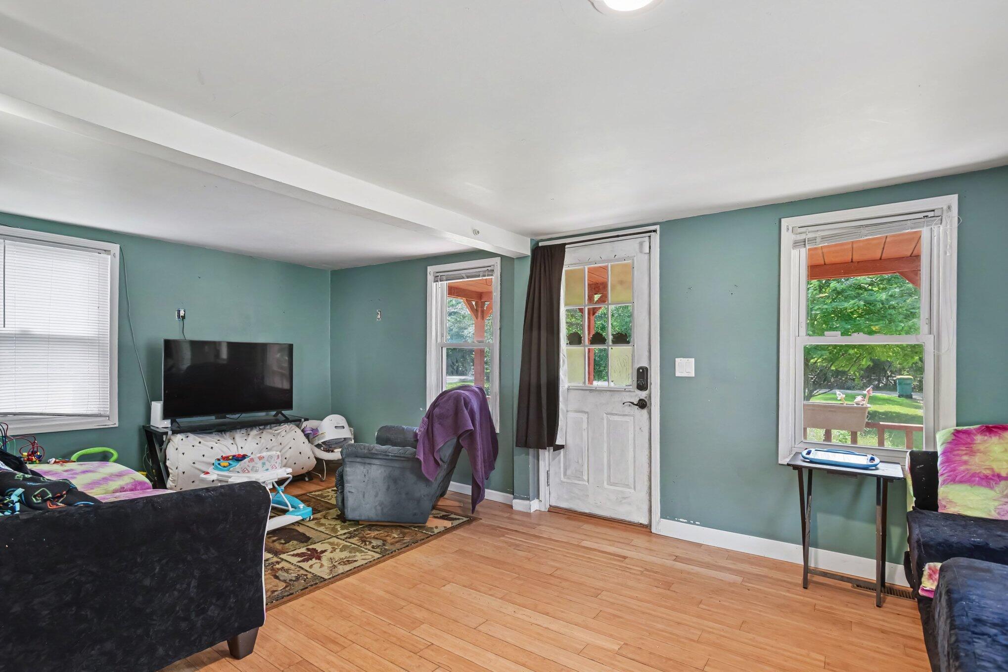 7043 Liggett Street Kalamazoo MI 49048