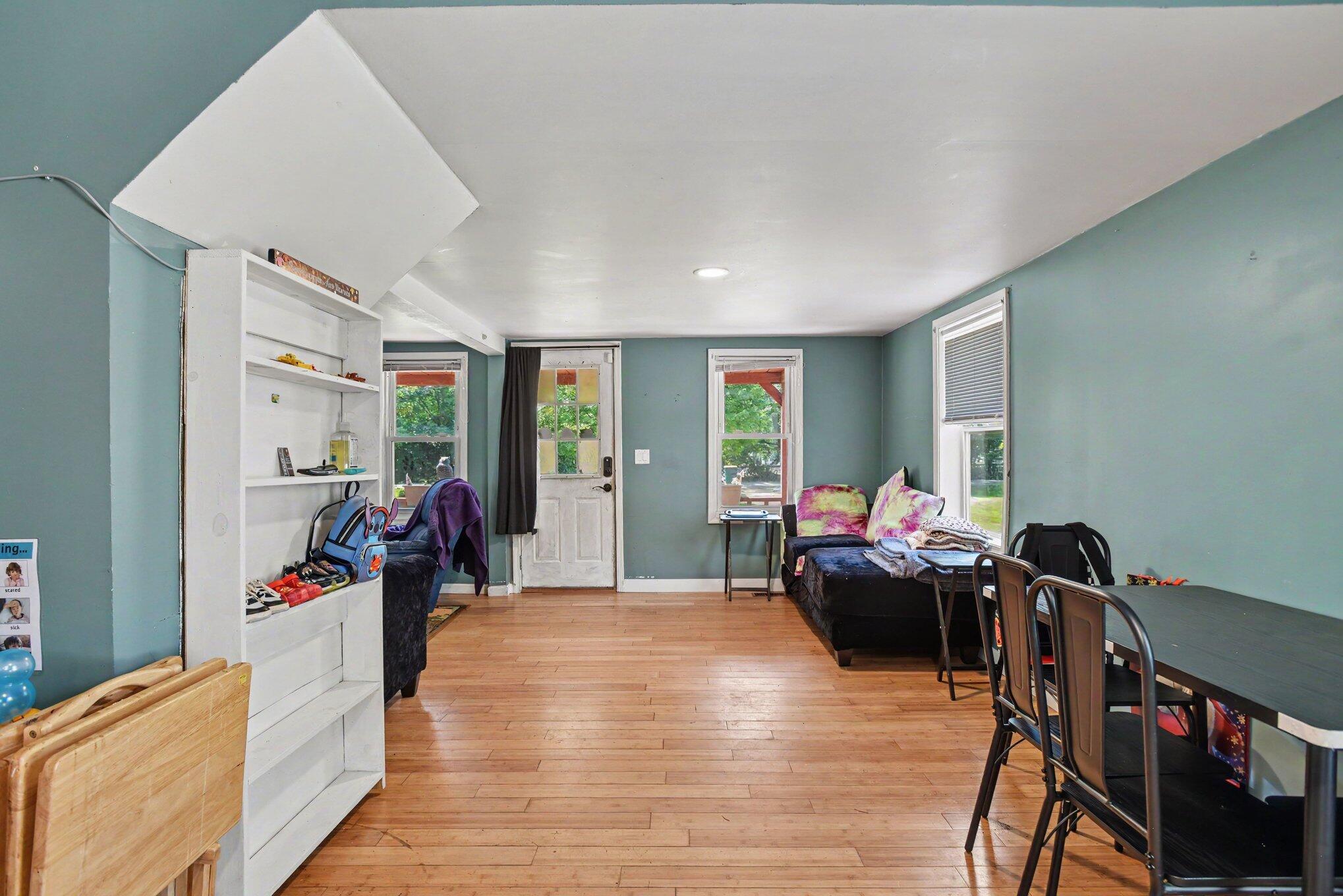 7043 Liggett Street Kalamazoo MI 49048
