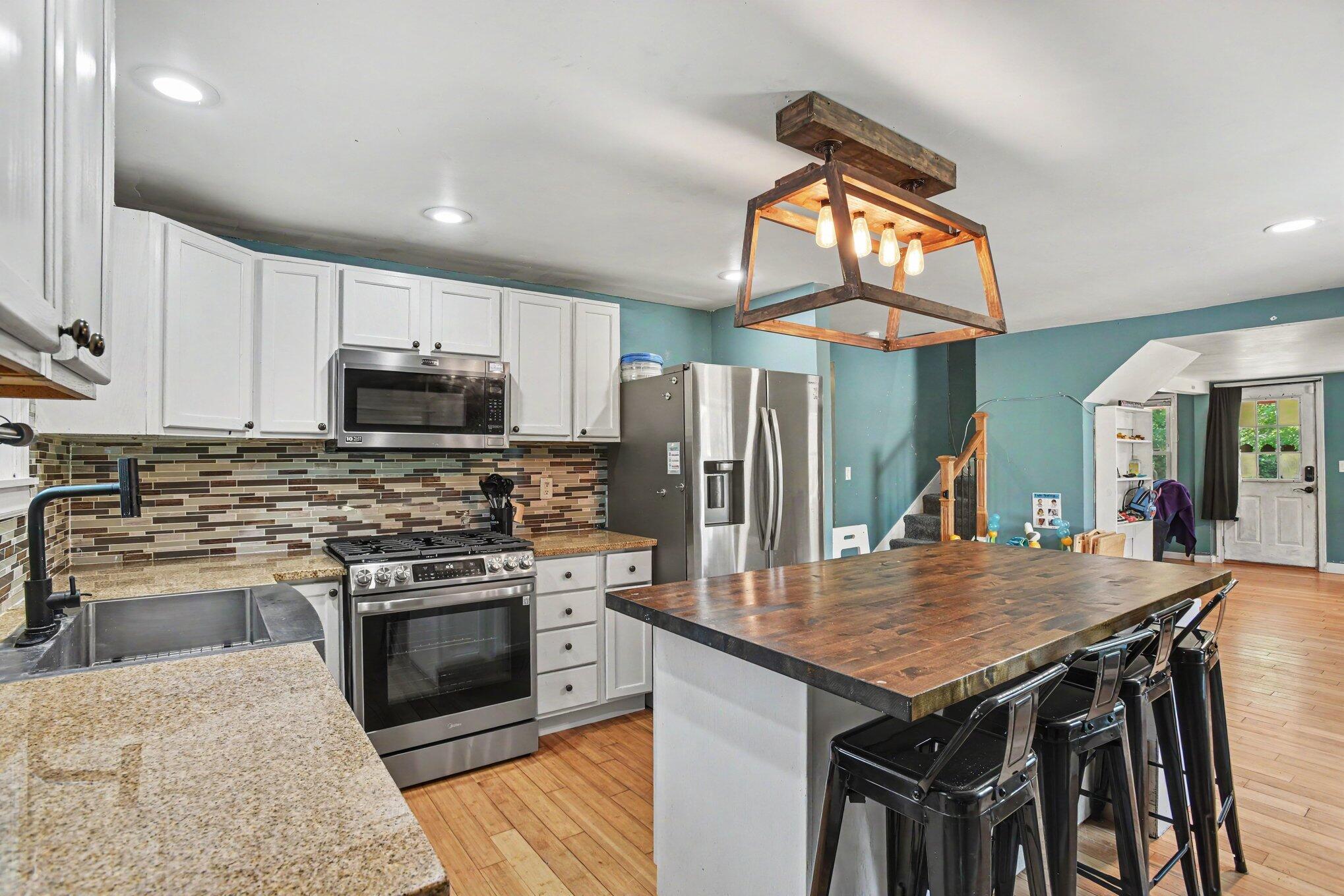 7043 Liggett Street Kalamazoo MI 49048