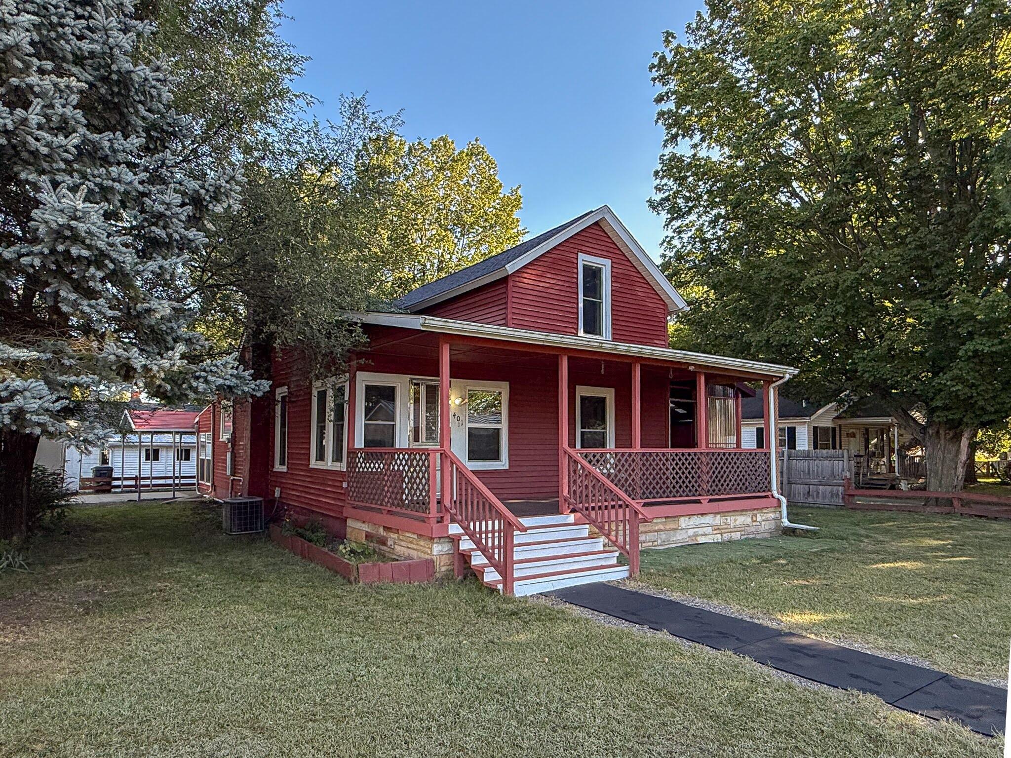 401 Sheldon Street Dowagiac MI 49047
