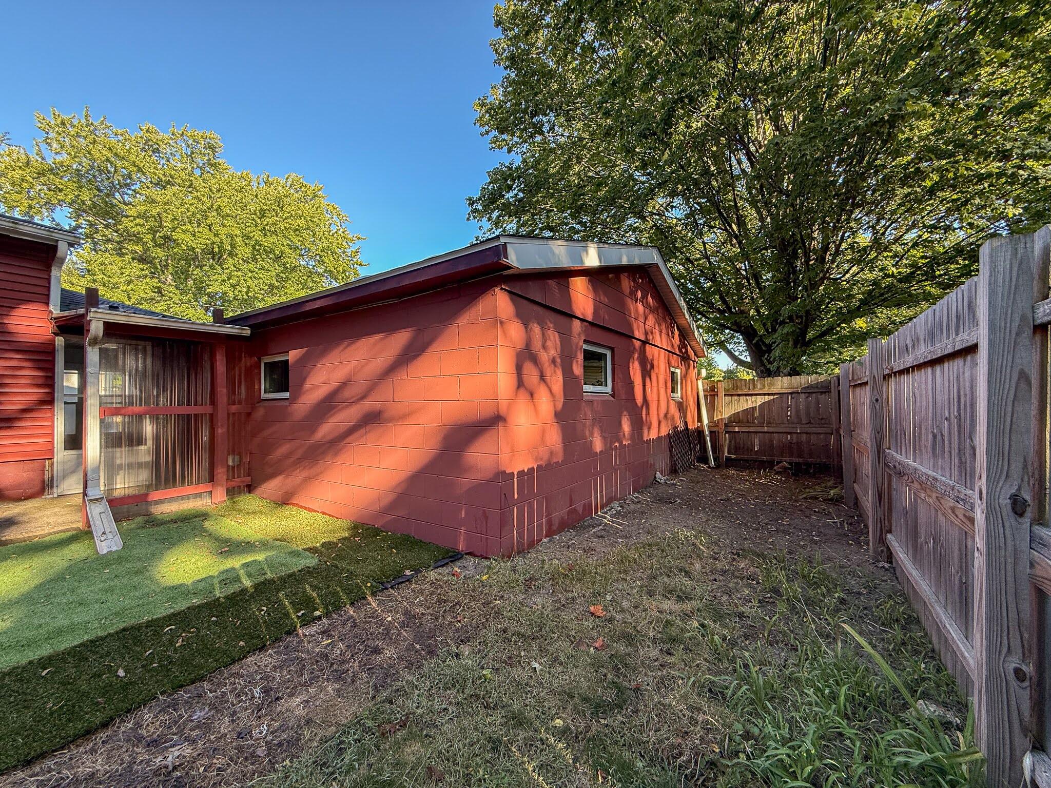 401 Sheldon Street Dowagiac MI 49047