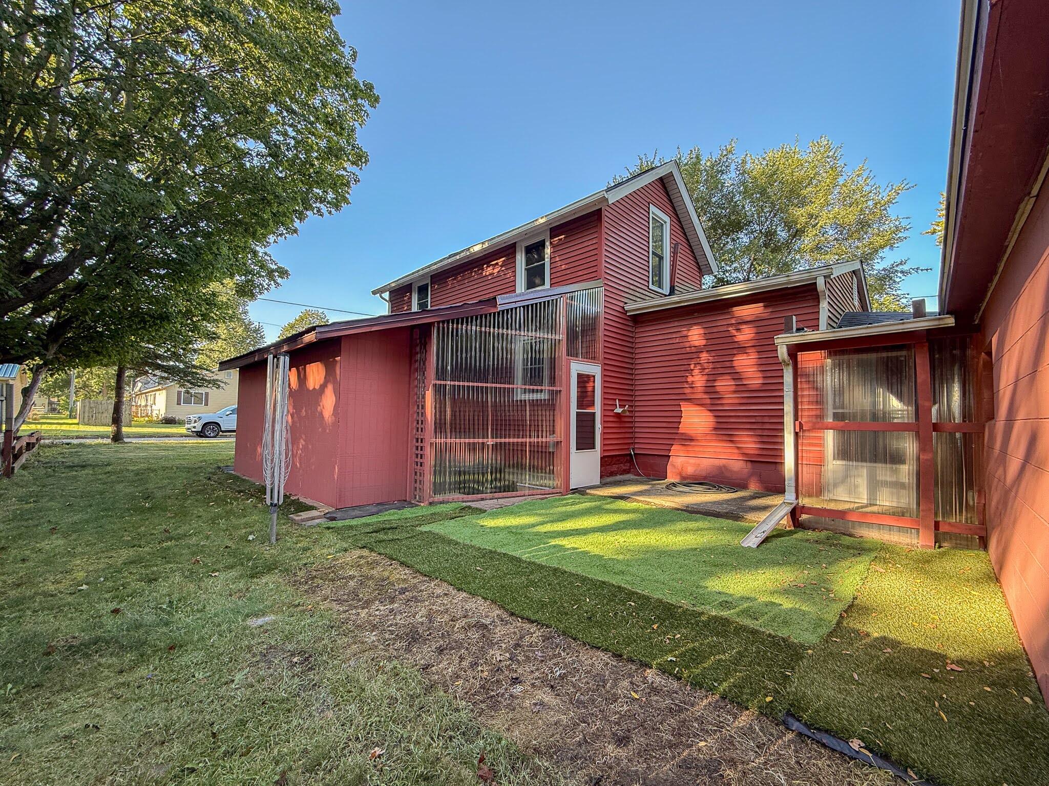 401 Sheldon Street Dowagiac MI 49047