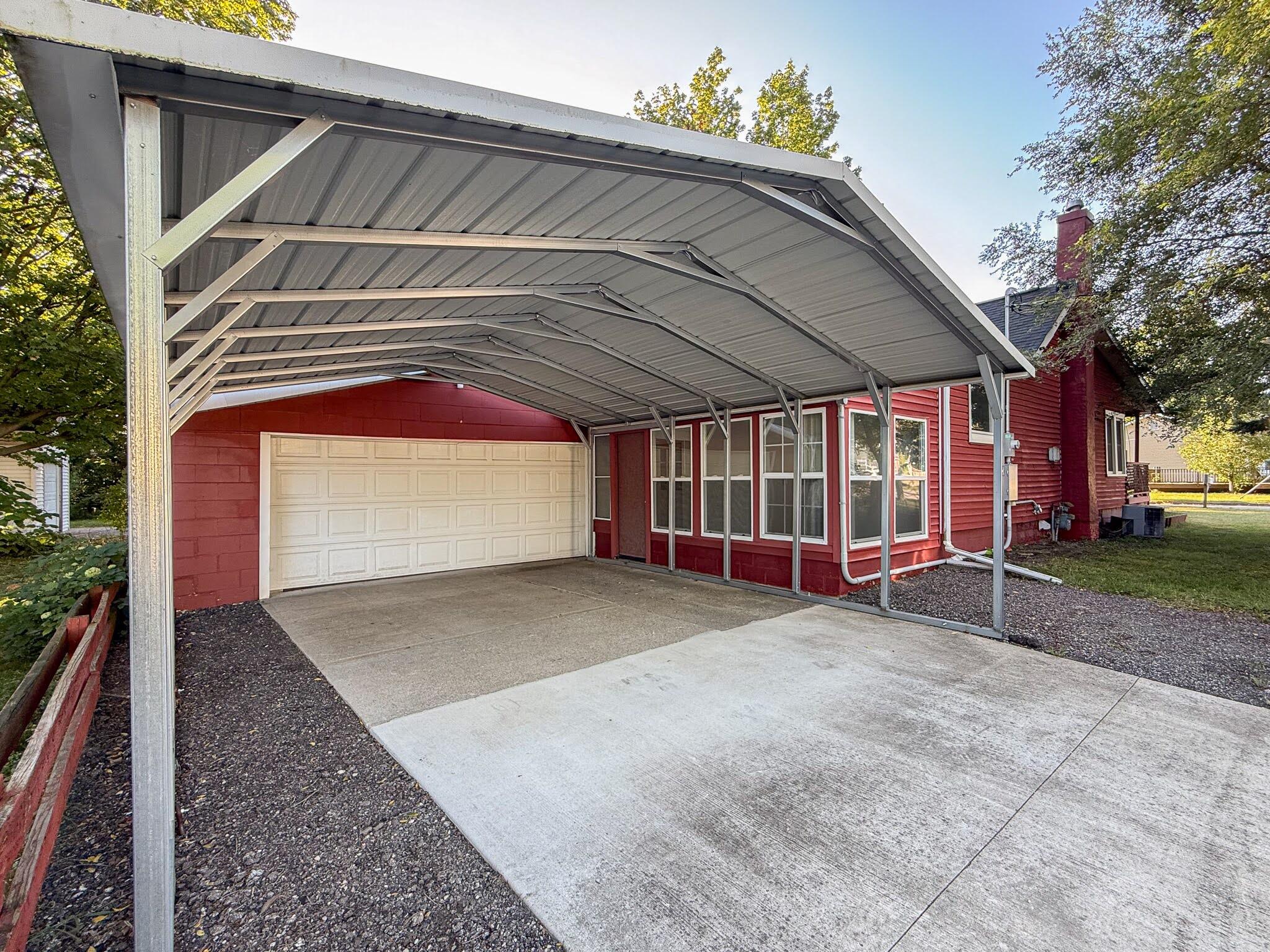 401 Sheldon Street Dowagiac MI 49047