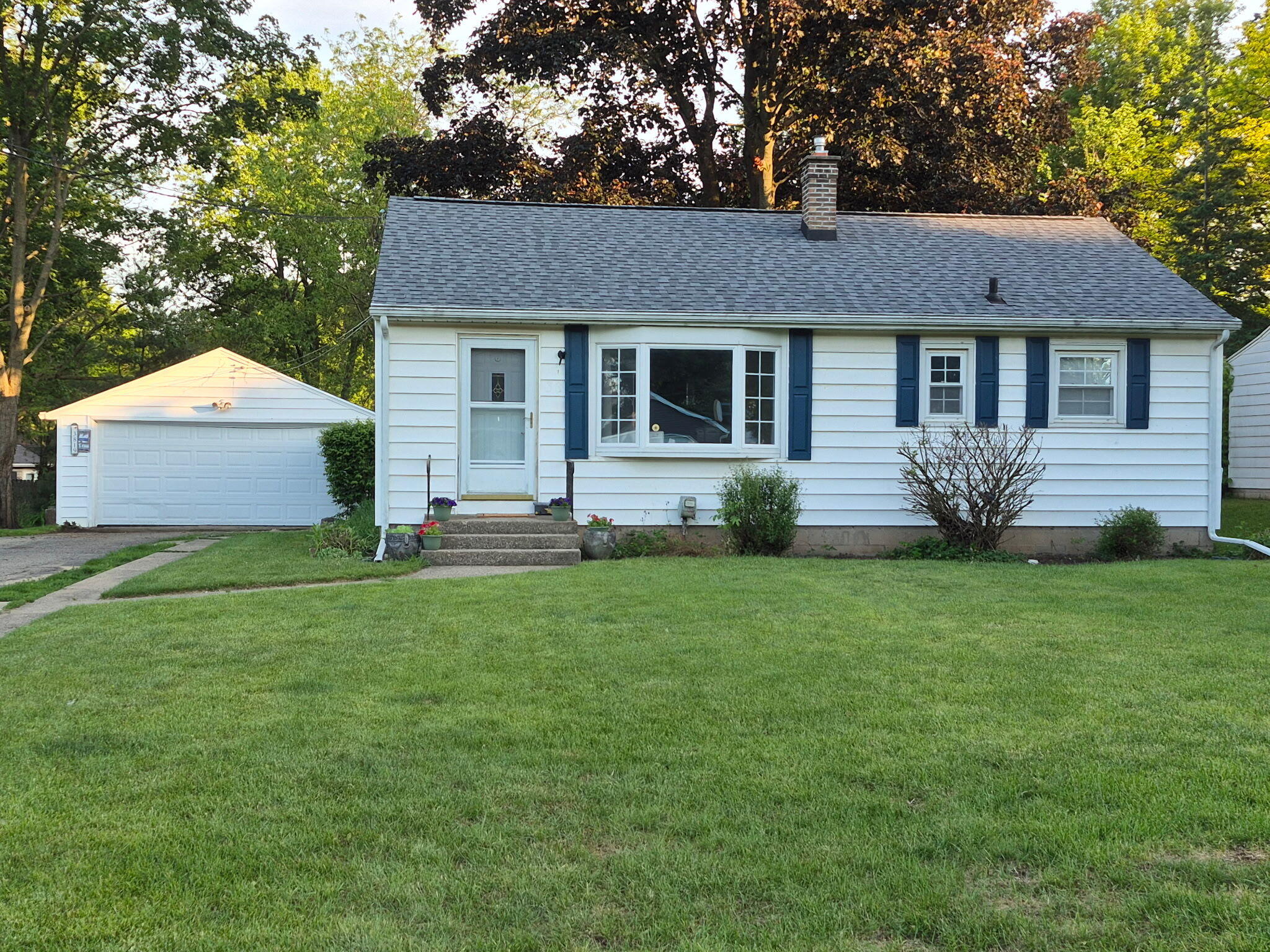 3819 Pontiac Avenue Kalamazoo MI 49006