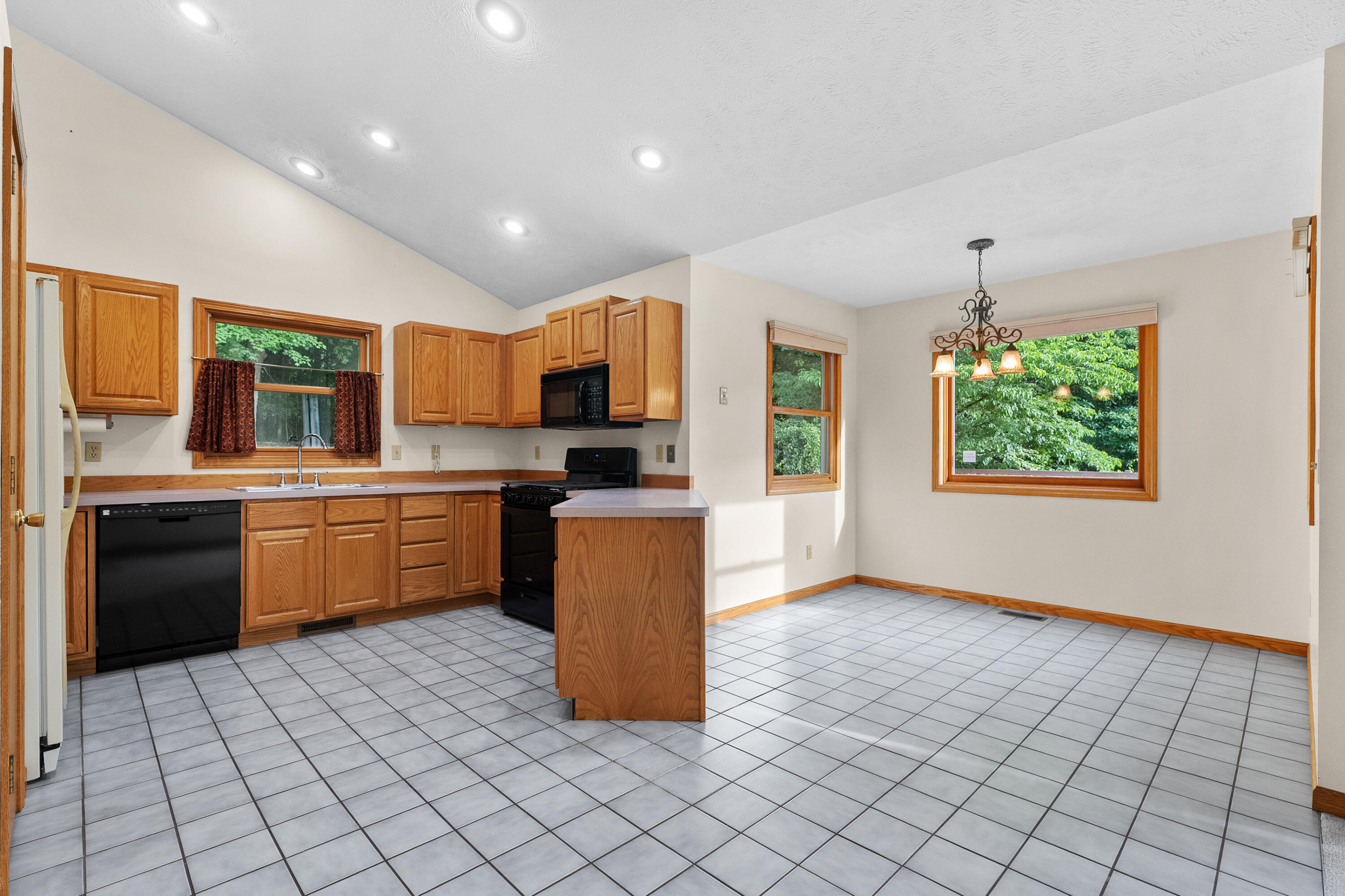 9433 E H Avenue Kalamazoo MI 49048