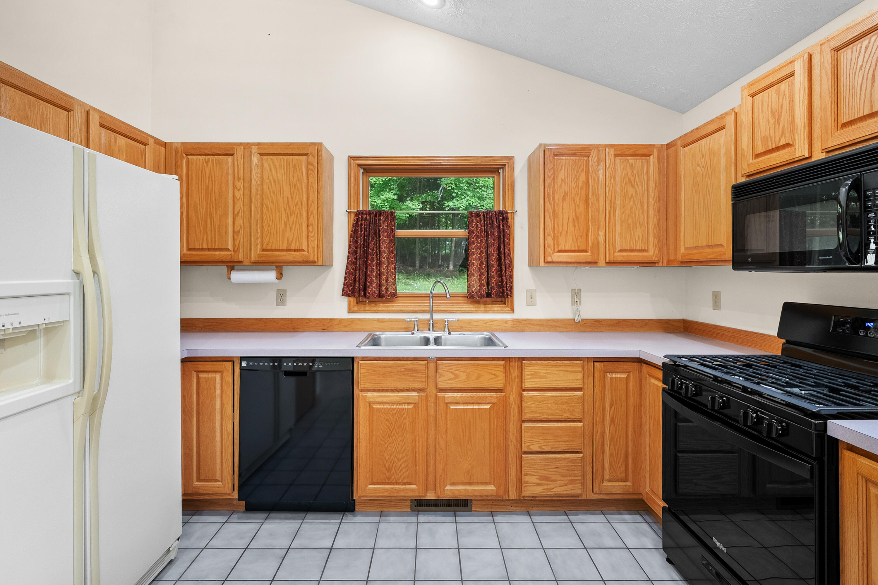 9433 E H Avenue Kalamazoo MI 49048
