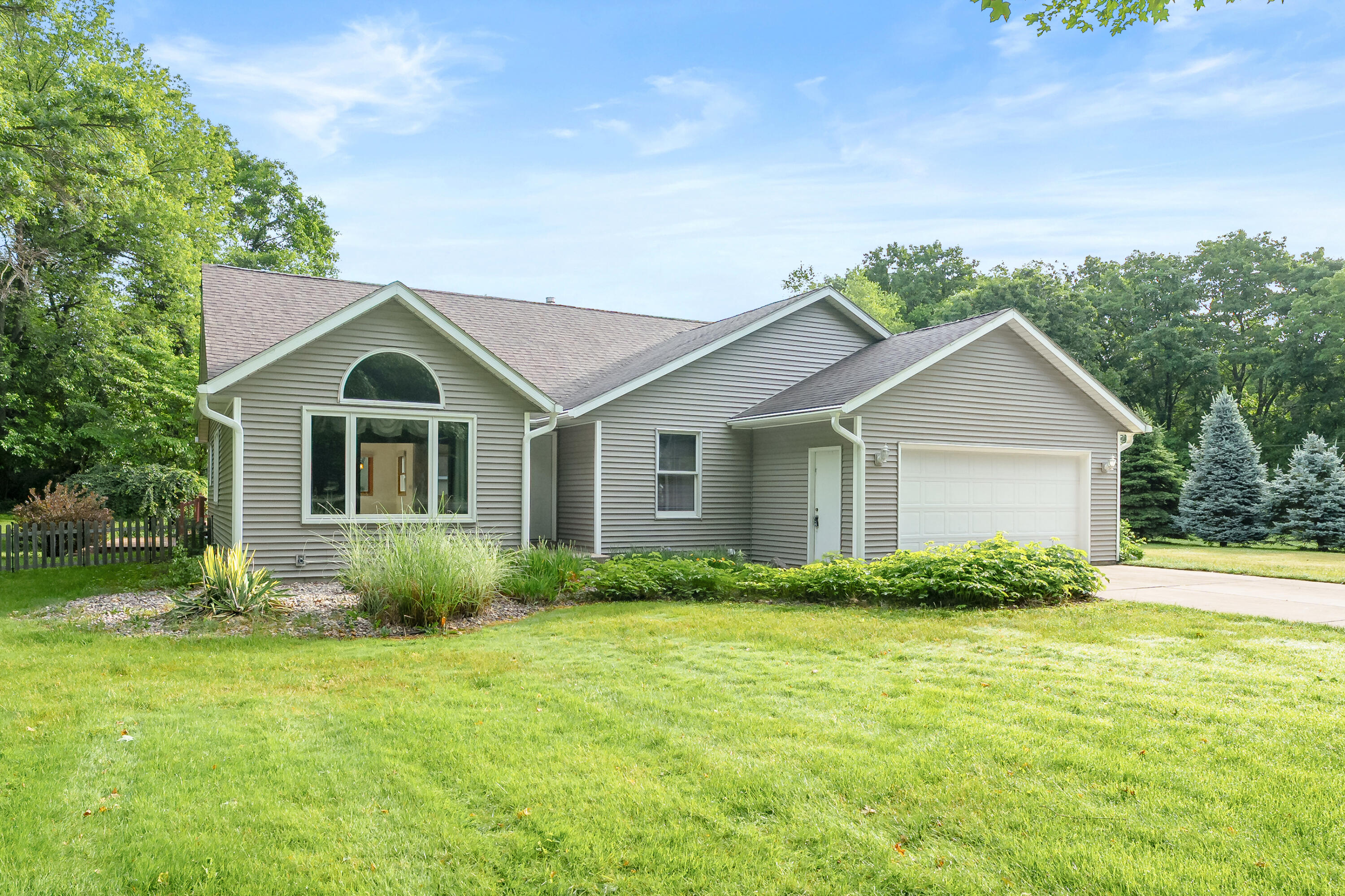 9433 E H Avenue Kalamazoo MI 49048