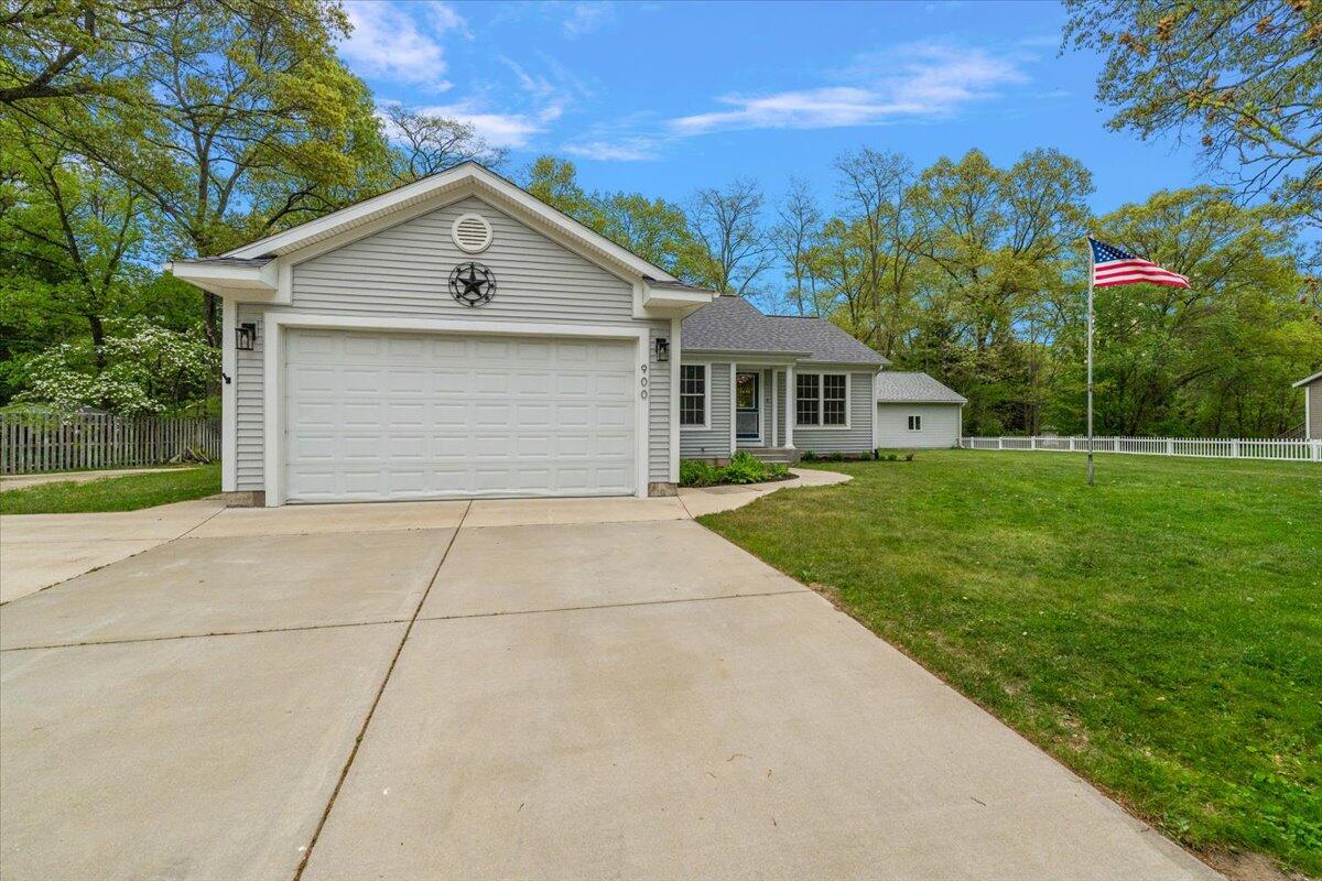 900 Andree Road Muskegon MI 49445